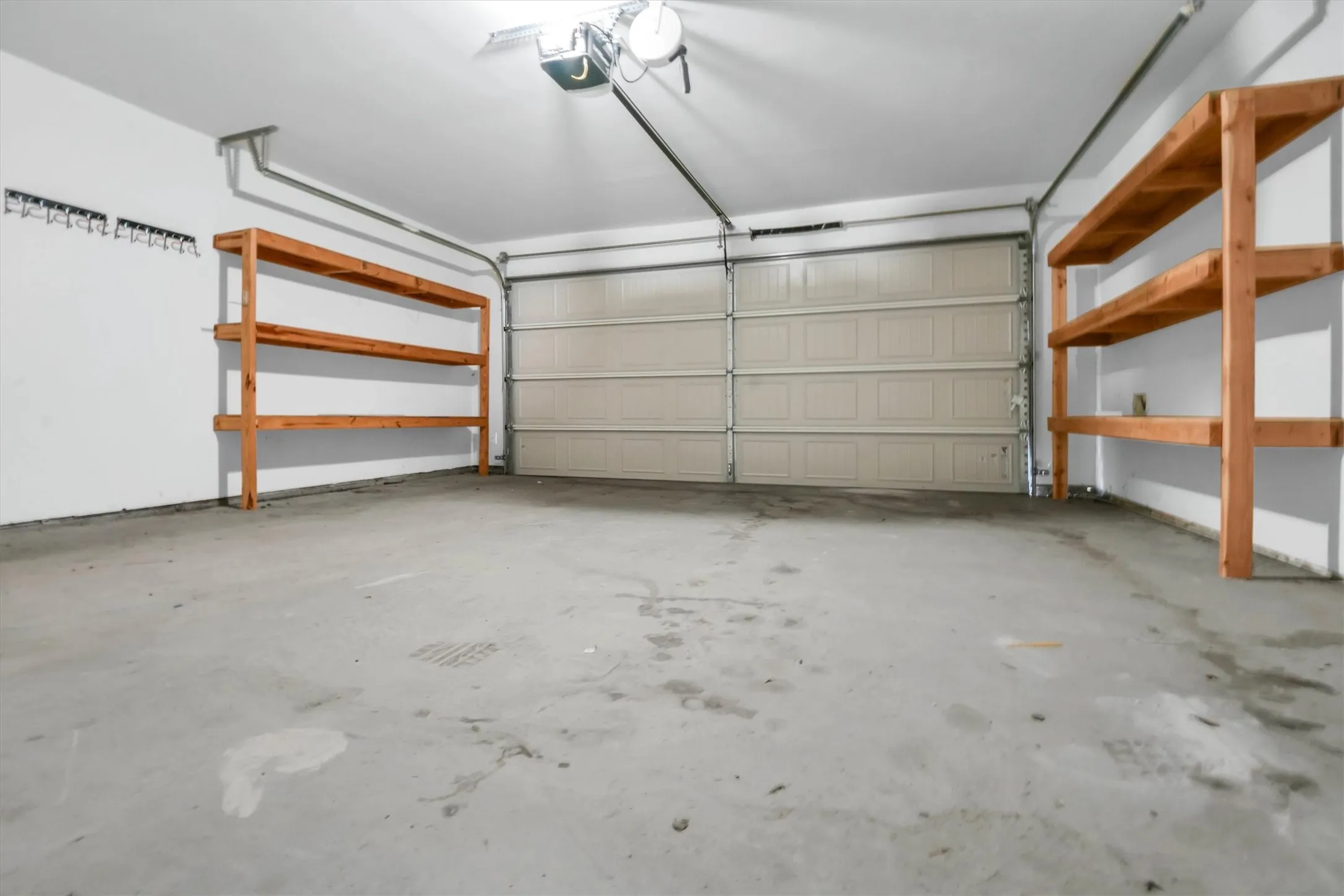 2-Car Garage