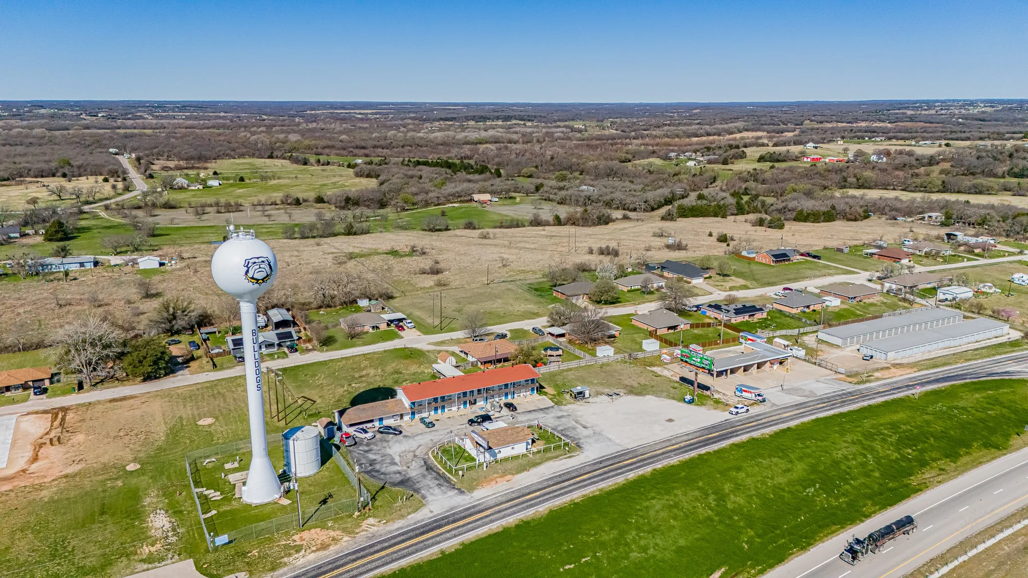 Hotel/Motel For Rent in Wise County , 1157 W Bypass 287, Alvord, Texas 76255, 0, 0, Garage spaces, 0 Sqft, built in 1983, Preowned, mls#21171795, Real Estate Agent in Alvord, Homes For Rent in Wise county, Homes For Rent in Alvord, Realtor in Alvord Texas, Real Estate Brokerage Independent Realty Texas, Luminita Cordes Realtor