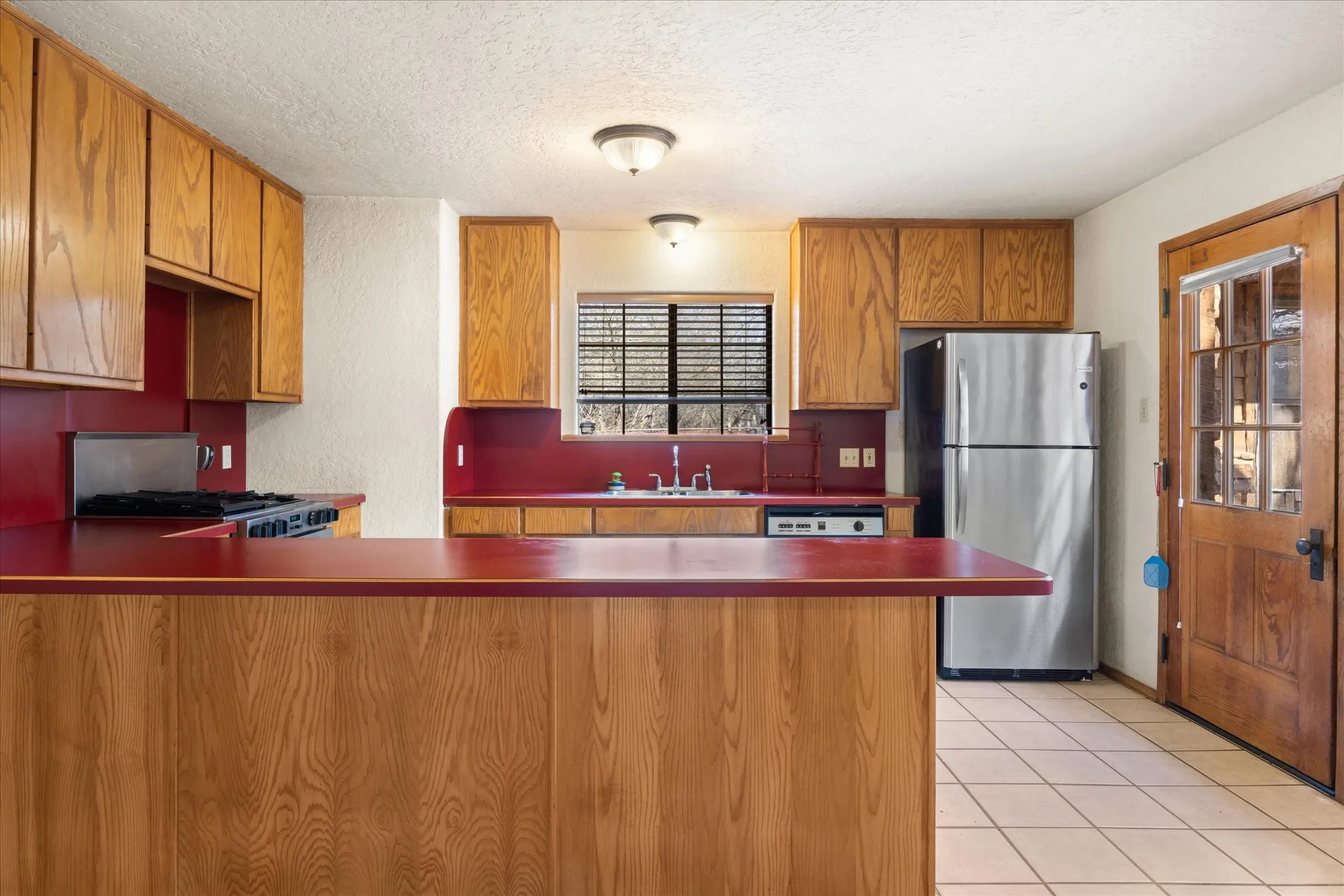 Single Family Residence For Sale in Parker County , 1601 Stafford Road, Weatherford, Texas 76088, 2 Bedroom, 3 Bathroom, Garage spaces, 2,374 Sqft, built in 1981, mls#21156451, Real Estate Agent in Weatherford, Homes For Sale in Parker county, Homes For Sale in Weatherford, Realtor in Weatherford Texas, Real Estate Brokerage Independent Realty Texas, Luminita Cordes Realtor