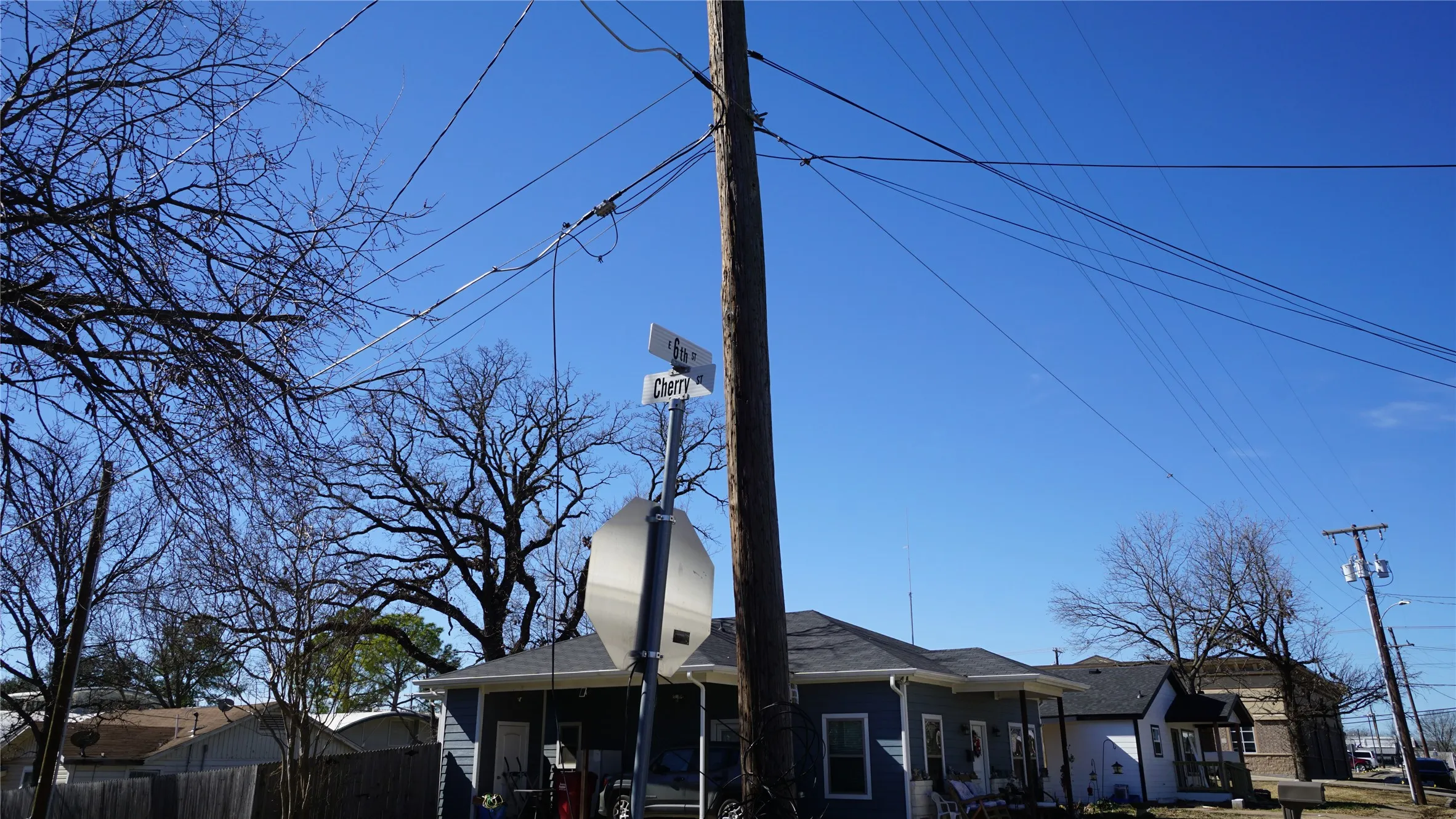 Unimproved Land For Sale in Fannin County , 410 E 6th Street, Bonham, Texas 75418, 0, 0, Garage spaces, 0 Sqft, built in 0, Price $32,000, mls#21171933, Real Estate Agent in Bonham, Homes For Sale in Fannin county, Homes For Sale in Bonham, Realtor in Bonham Texas, Real Estate Brokerage Independent Realty Texas, Luminita Cordes Realtor