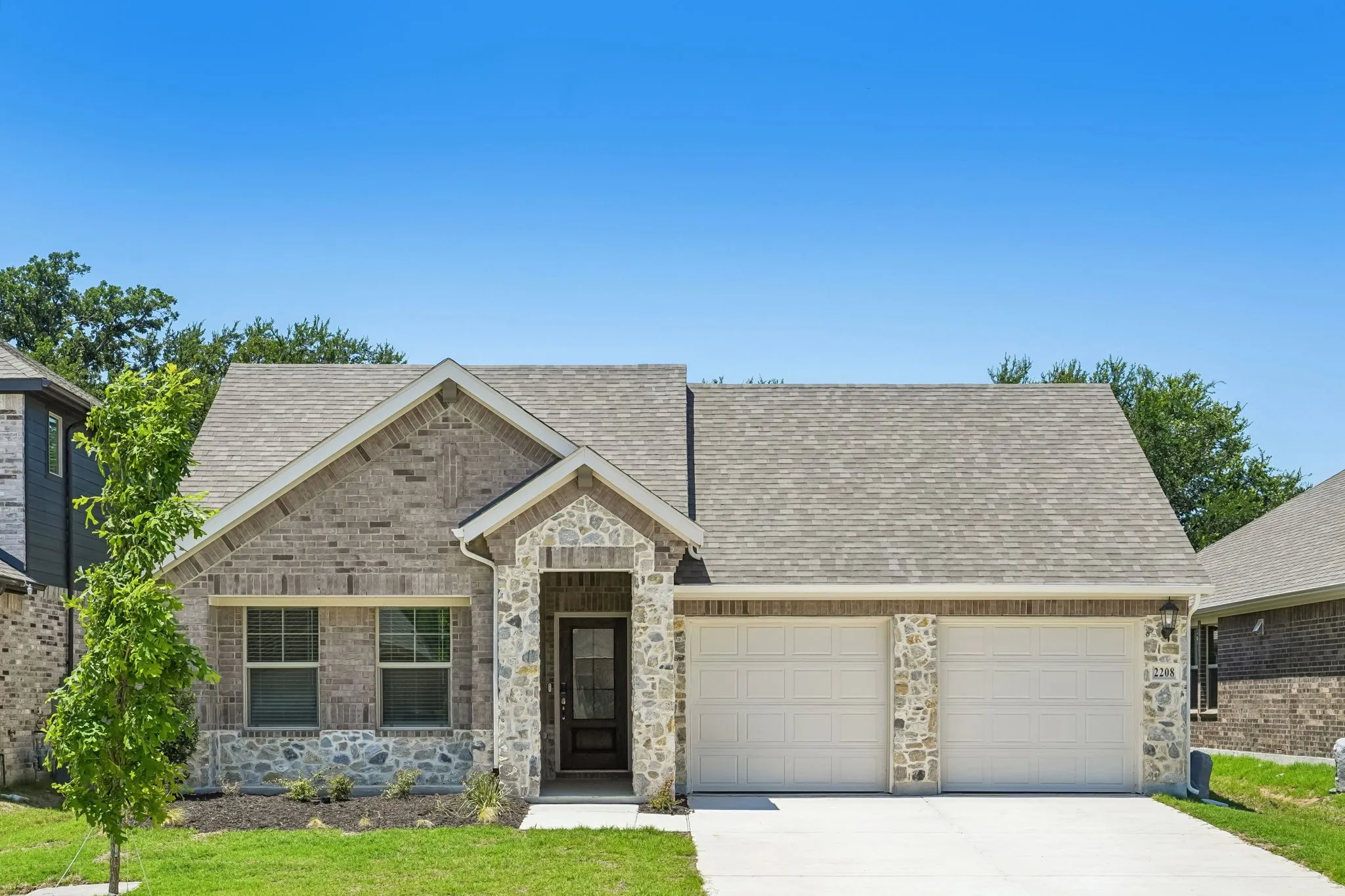 Single Family Residence For Sale in Denton County , 2208 Nicole Drive, Denton, Texas 76208, 4 Bedroom, 3 Bathroom, 2 Garage spaces, 2,059 Sqft, built in 2026, New Construction - Incomplete, mls#21168919, Real Estate Agent in Denton, Homes For Sale in Denton county, Homes For Sale in Denton, Realtor in Denton Texas, Real Estate Brokerage Independent Realty Texas, Luminita Cordes Realtor