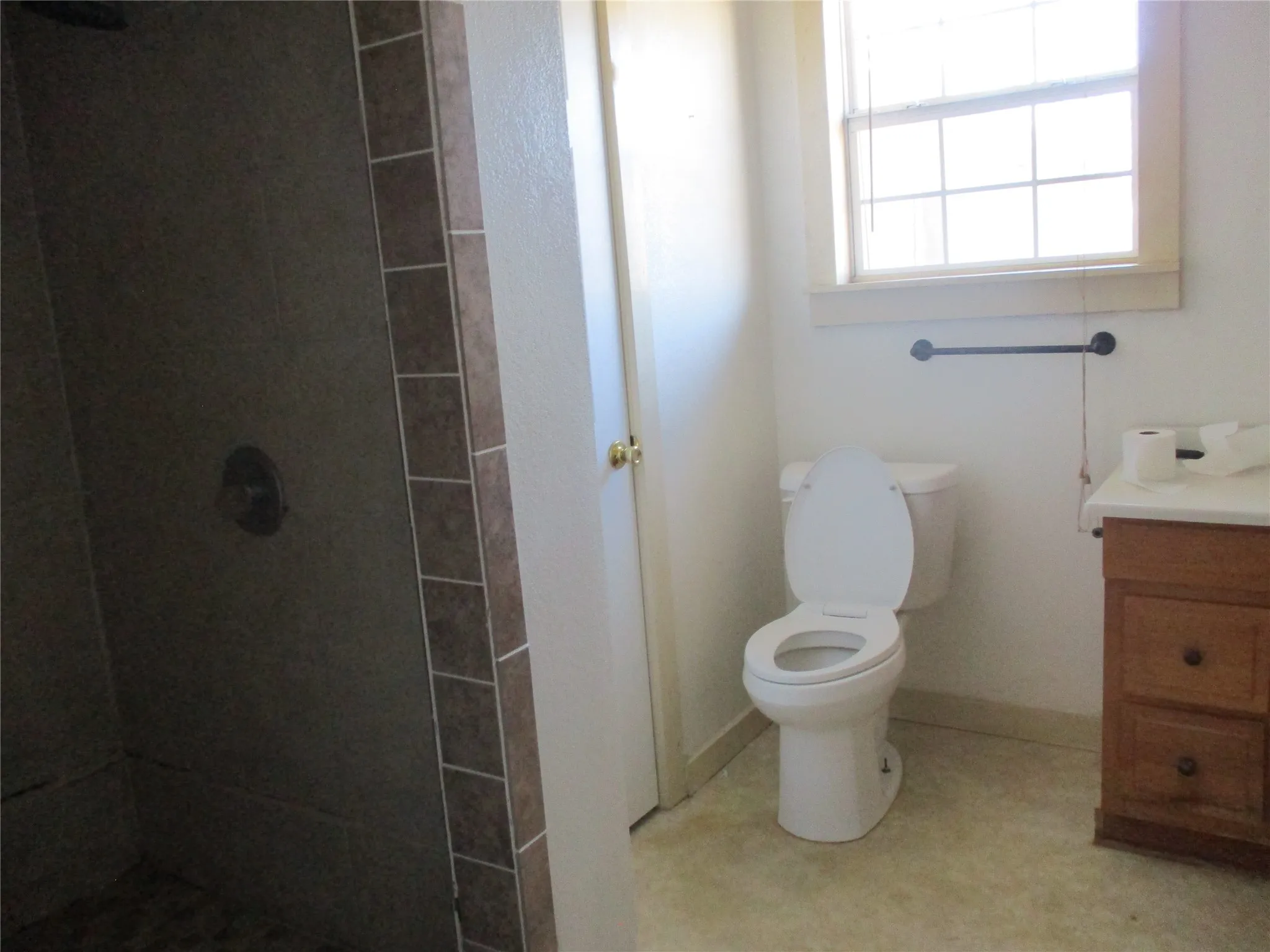 Single Family Residence For Sale in Eastland County , 205 S Oaklawn, Eastland, Texas 76448, 3 Bedroom, 2 Bathroom, 2 Garage spaces, 1,938 Sqft, built in 1937, mls#21172006, Real Estate Agent in Eastland, Homes For Sale in Eastland county, Homes For Sale in Eastland, Realtor in Eastland Texas, Real Estate Brokerage Independent Realty Texas, Luminita Cordes Realtor