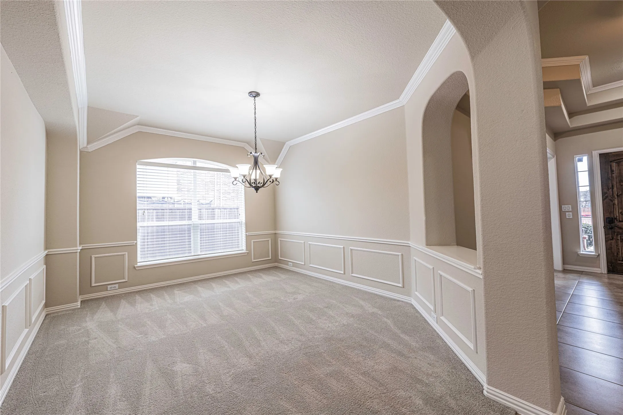 Single Family Residence For Sale in Collin County , 12956 Deep River Drive, Frisco, Texas 75035, 4 Bedroom, 3 Bathroom, 3 Garage spaces, 2,607 Sqft, built in 2012, Preowned, Price $624,900, mls#21171686, Real Estate Agent in Frisco, Homes For Sale in Collin county, Homes For Sale in Frisco, Realtor in Frisco Texas, Real Estate Brokerage Independent Realty Texas, Luminita Cordes Realtor