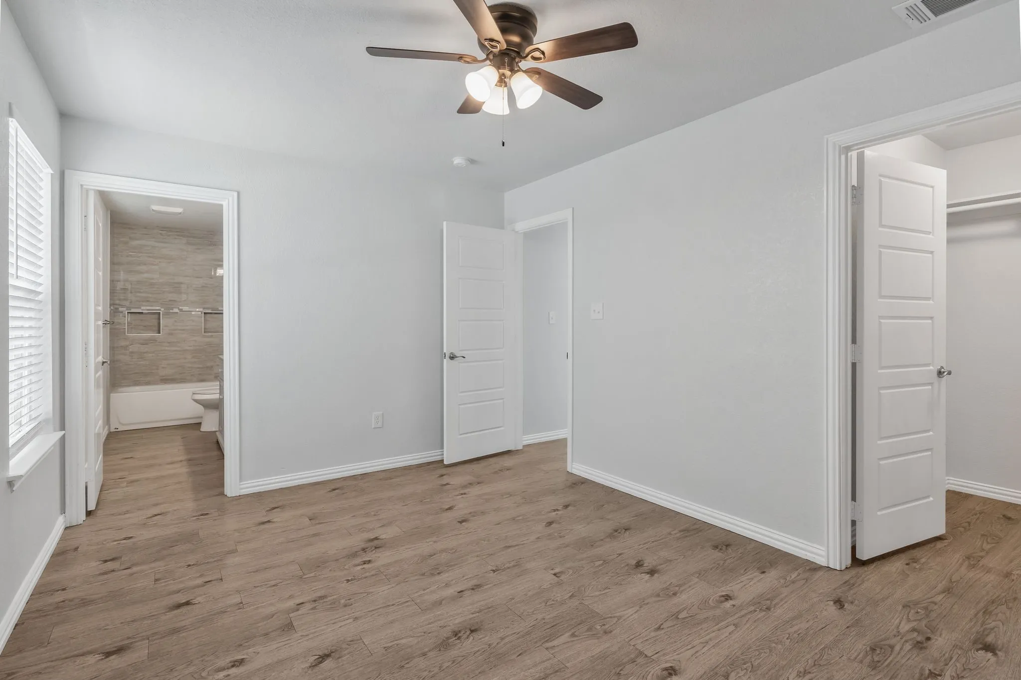 For Sale in Tarrant County , 7718 FM 1886, Azle, Texas 76020, 3 Bedrooms, 0, Garage spaces, 0 Sqft, built in 2022, Preowned, Price $3,200,000, mls#21172237, Real Estate Agent in Azle, Homes For Sale in Tarrant county, Homes For Sale in Azle, Realtor in Azle Texas, Real Estate Brokerage Independent Realty Texas, Luminita Cordes Realtor