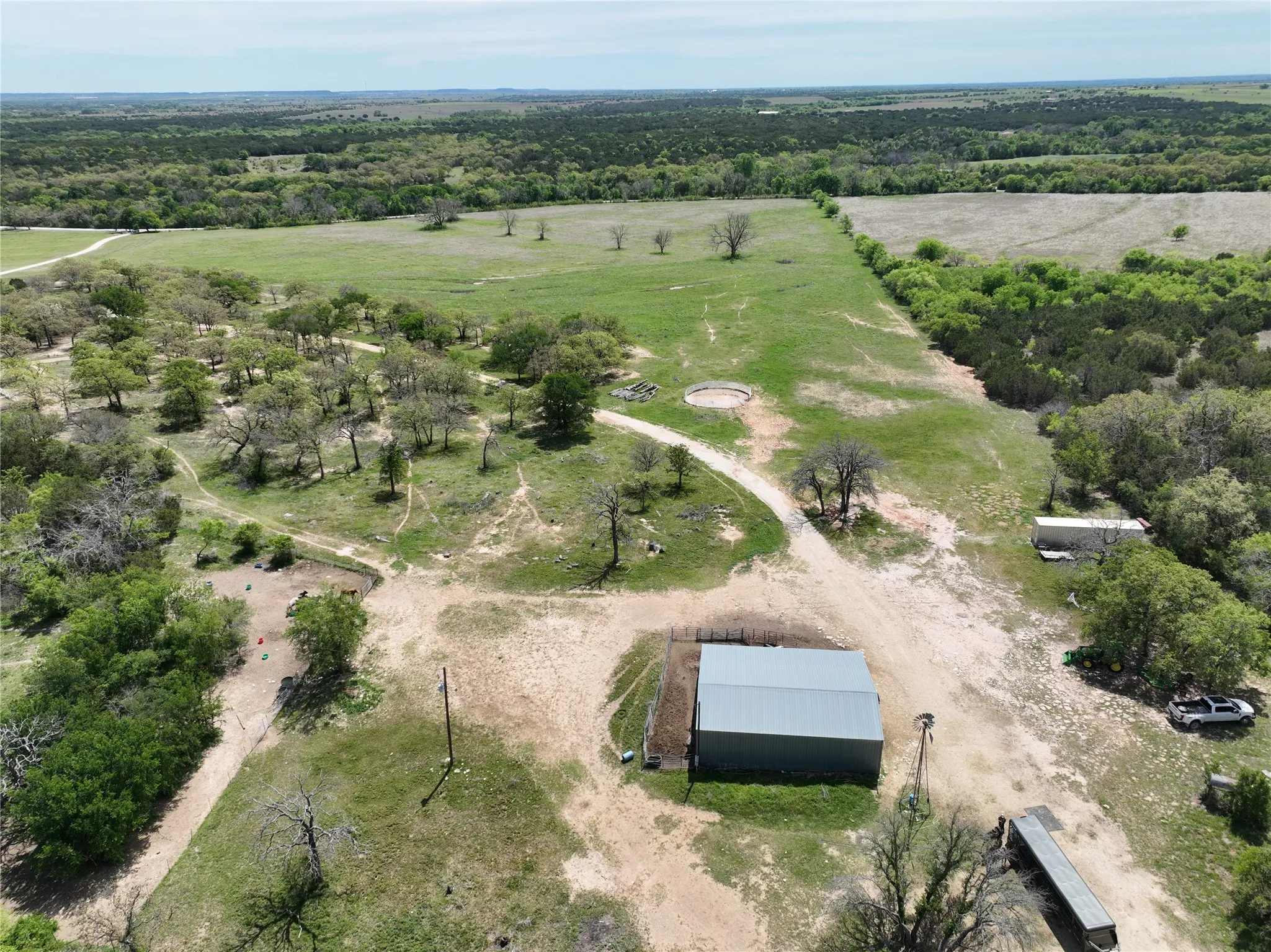 Single Family Residence For Sale in Hamilton County , 1705B County Road 122, Hico, Texas 76457, 3 Bedrooms, 4 Bathrooms, 2 Garage spaces, 2,694 Sqft, built in 1998, Price $2,749,900, mls#21172256, Real Estate Agent in Hico, Homes For Sale in Hamilton county, Homes For Sale in Hico, Realtor in Hico Texas, Real Estate Brokerage Independent Realty Texas, Luminita Cordes Realtor