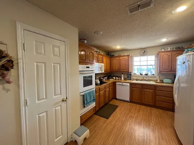 Single Family Residence For Sale in Hamilton County , 1705B County Road 122, Hico, Texas 76457, 3 Bedrooms, 4 Bathrooms, 2 Garage spaces, 2,694 Sqft, built in 1998, Price $2,749,900, mls#21172256, Real Estate Agent in Hico, Homes For Sale in Hamilton county, Homes For Sale in Hico, Realtor in Hico Texas, Real Estate Brokerage Independent Realty Texas, Luminita Cordes Realtor