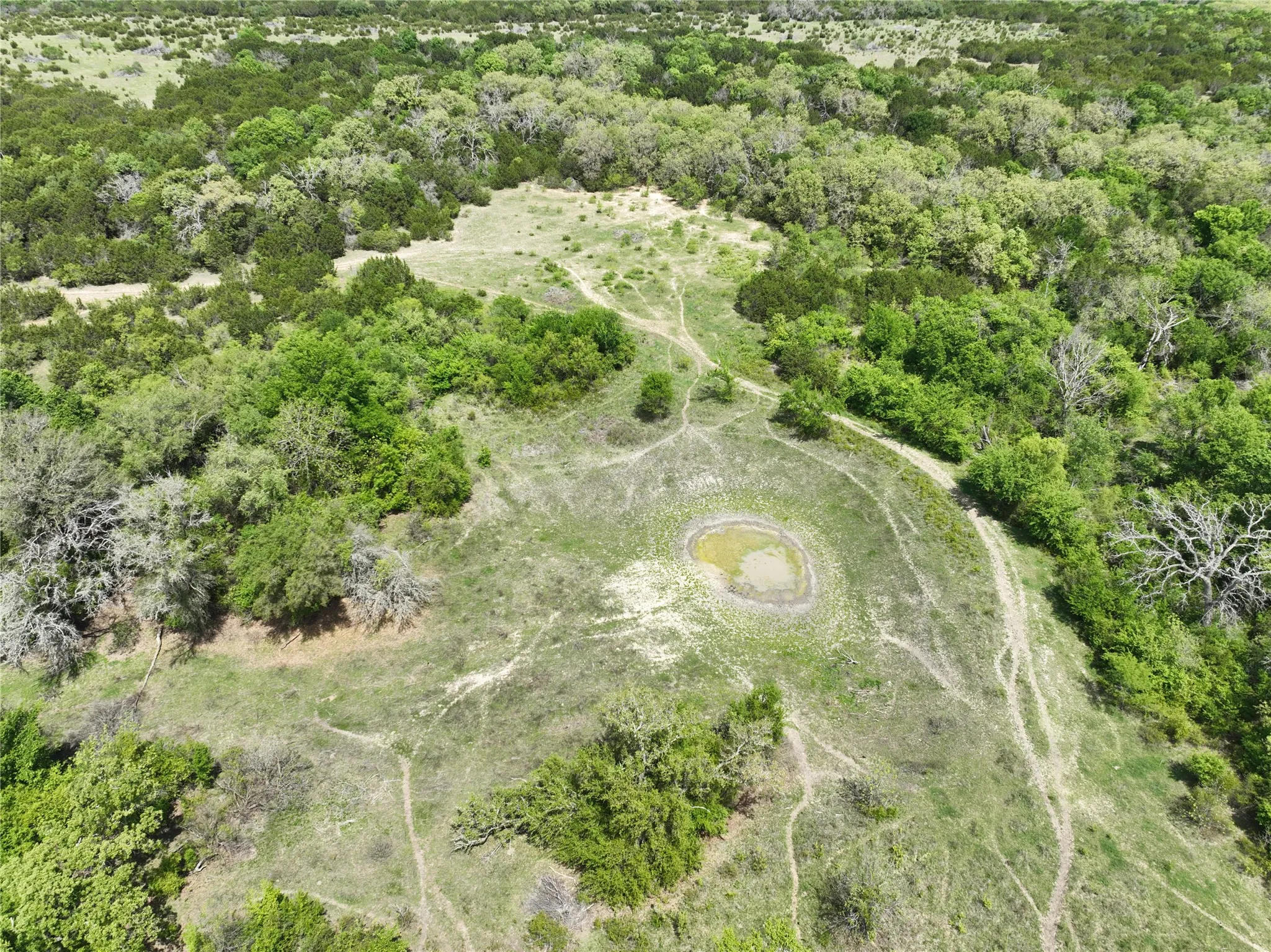 Single Family Residence For Sale in Hamilton County , 1705B County Road 122, Hico, Texas 76457, 3 Bedrooms, 4 Bathrooms, 2 Garage spaces, 2,694 Sqft, built in 1998, Price $2,749,900, mls#21172256, Real Estate Agent in Hico, Homes For Sale in Hamilton county, Homes For Sale in Hico, Realtor in Hico Texas, Real Estate Brokerage Independent Realty Texas, Luminita Cordes Realtor
