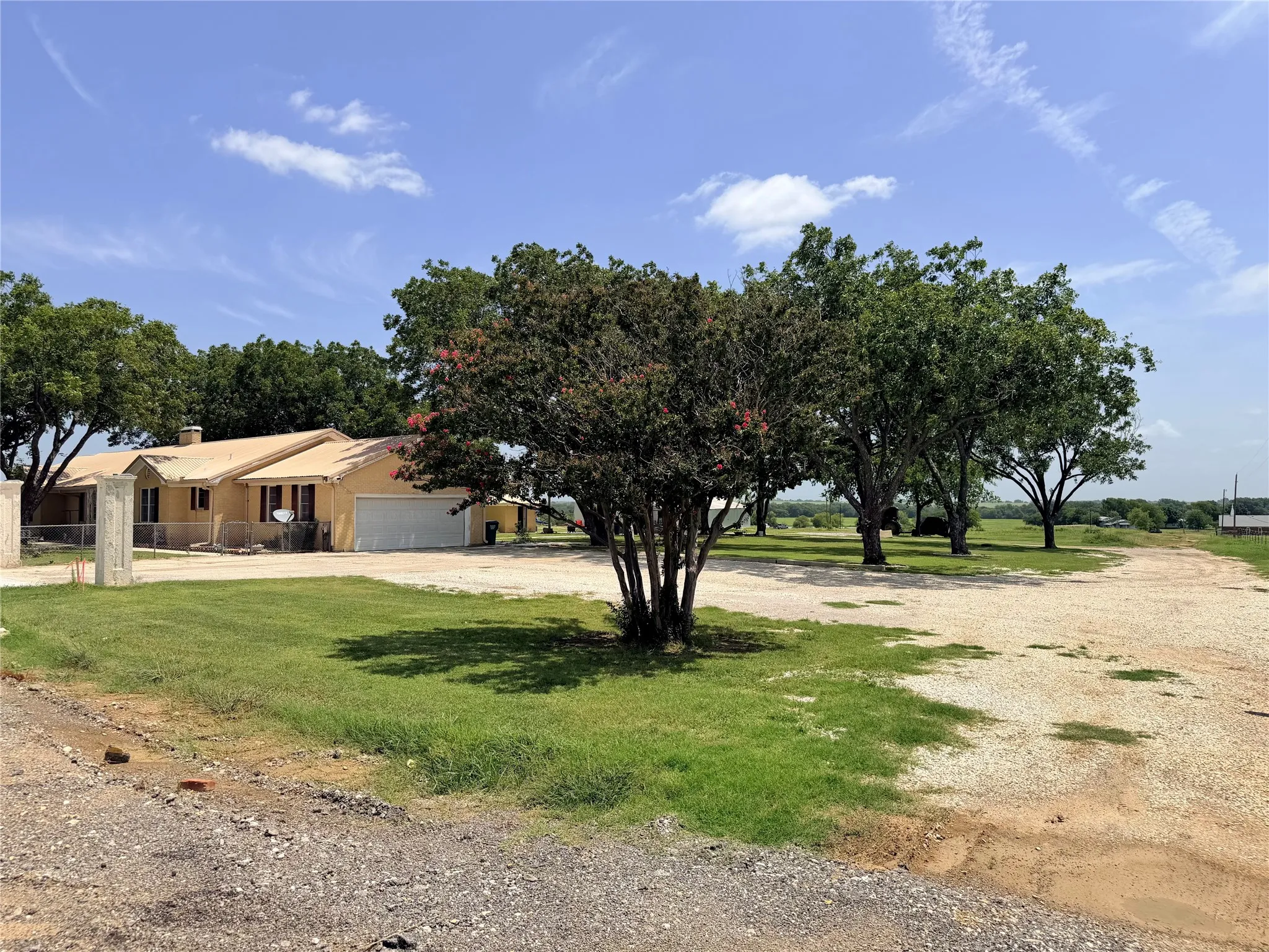 Unimproved Land For Sale in Cooke County , 3360 N I-35 Highway, Gainesville, Texas 76240, 0, 0, Garage spaces, 0 Sqft, built in 1994, Unknown, Price $4,451,832, mls#21172183, Real Estate Agent in Gainesville, Homes For Sale in Cooke county, Homes For Sale in Gainesville, Realtor in Gainesville Texas, Real Estate Brokerage Independent Realty Texas, Luminita Cordes Realtor