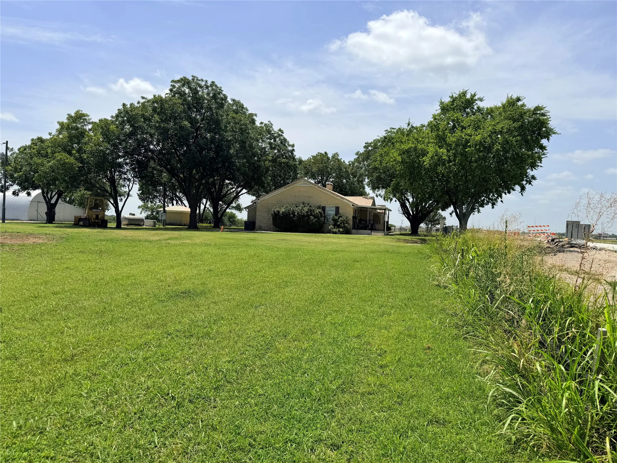 Unimproved Land For Sale in Cooke County , 3360 N I-35 Highway, Gainesville, Texas 76240, 0, 0, Garage spaces, 0 Sqft, built in 1994, Unknown, Price $4,451,832, mls#21172183, Real Estate Agent in Gainesville, Homes For Sale in Cooke county, Homes For Sale in Gainesville, Realtor in Gainesville Texas, Real Estate Brokerage Independent Realty Texas, Luminita Cordes Realtor