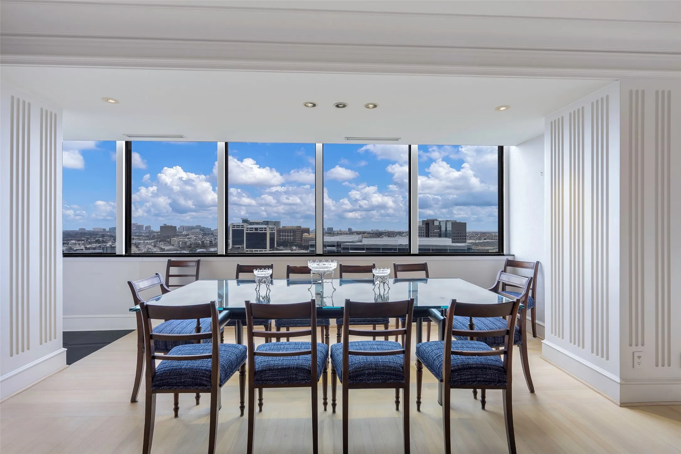 Condominium For Sale in Dallas County , 5200 Keller Springs Road 1534/36, Dallas, Texas 75248, 2 Bedroom, 3 Bathroom, 2 Garage spaces, 3,370 Sqft, built in 1981, Preowned, mls#21169848, Real Estate Agent in Dallas, Homes For Sale in Dallas county, Homes For Sale in Dallas, Realtor in Dallas Texas, Real Estate Brokerage Independent Realty Texas, Luminita Cordes Realtor