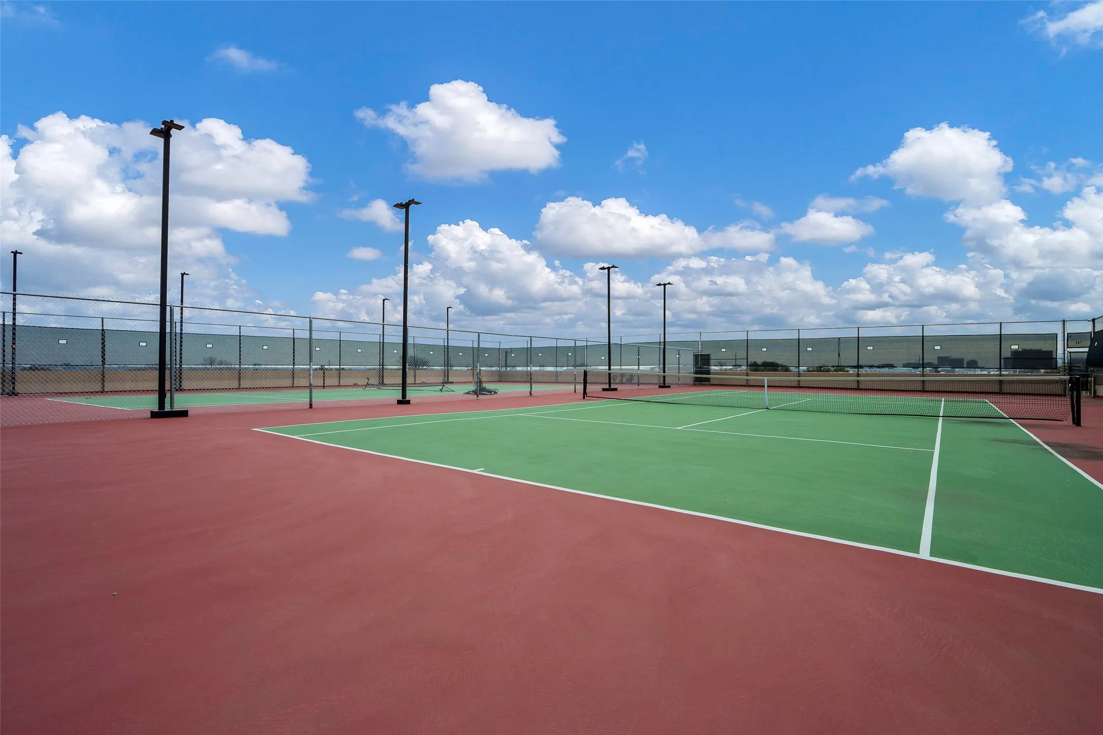 Condominium For Sale in Dallas County , 5200 Keller Springs Road 1534/36, Dallas, Texas 75248, 2 Bedroom, 3 Bathroom, 2 Garage spaces, 3,370 Sqft, built in 1981, Preowned, mls#21169848, Real Estate Agent in Dallas, Homes For Sale in Dallas county, Homes For Sale in Dallas, Realtor in Dallas Texas, Real Estate Brokerage Independent Realty Texas, Luminita Cordes Realtor