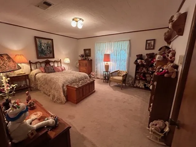 Single Family Residence For Sale in Bowie County , 102 E Crockett Street, De Kalb, Texas 75559, 3 Bedroom, 3 Bathroom, 2 Garage spaces, 4,252 Sqft, built in 1979, mls#21172403, Real Estate Agent in De Kalb, Homes For Sale in Bowie county, Homes For Sale in De Kalb, Realtor in De Kalb Texas, Real Estate Brokerage Independent Realty Texas, Luminita Cordes Realtor