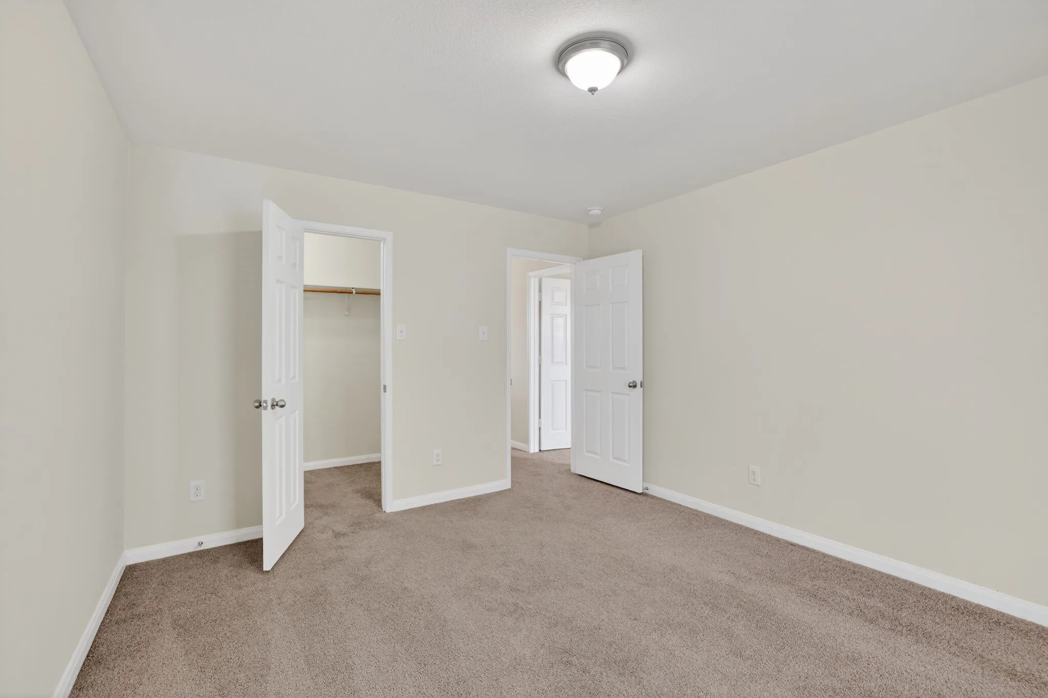 Single Family Residence For Sale in Denton County , 136 Eider Drive, Sanger, Texas 76266, 4 Bedroom, 3 Bathroom, 2 Garage spaces, 2,162 Sqft, built in 2012, mls#21170388, Real Estate Agent in Sanger, Homes For Sale in Denton county, Homes For Sale in Sanger, Realtor in Sanger Texas, Real Estate Brokerage Independent Realty Texas, Luminita Cordes Realtor