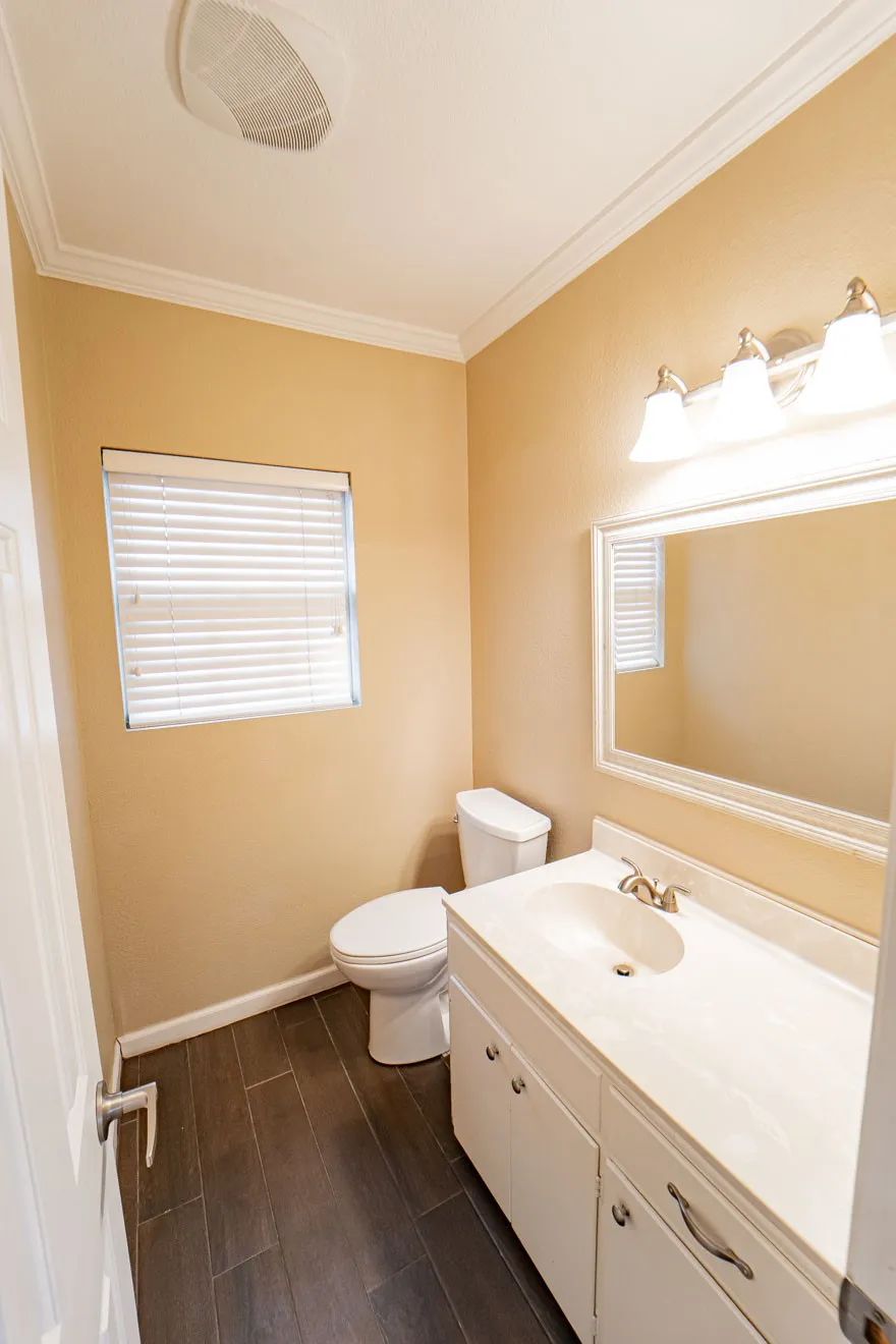 Single Family Residence For Sale in Stephens County , 1506 W Elliott Street, Breckenridge, Texas 76424, 4 Bedroom, 3 Bathroom, 2 Garage spaces, 2,165 Sqft, built in 1966, mls#21150732, Real Estate Agent in Breckenridge, Homes For Sale in Stephens county, Homes For Sale in Breckenridge, Realtor in Breckenridge Texas, Real Estate Brokerage Independent Realty Texas, Luminita Cordes Realtor