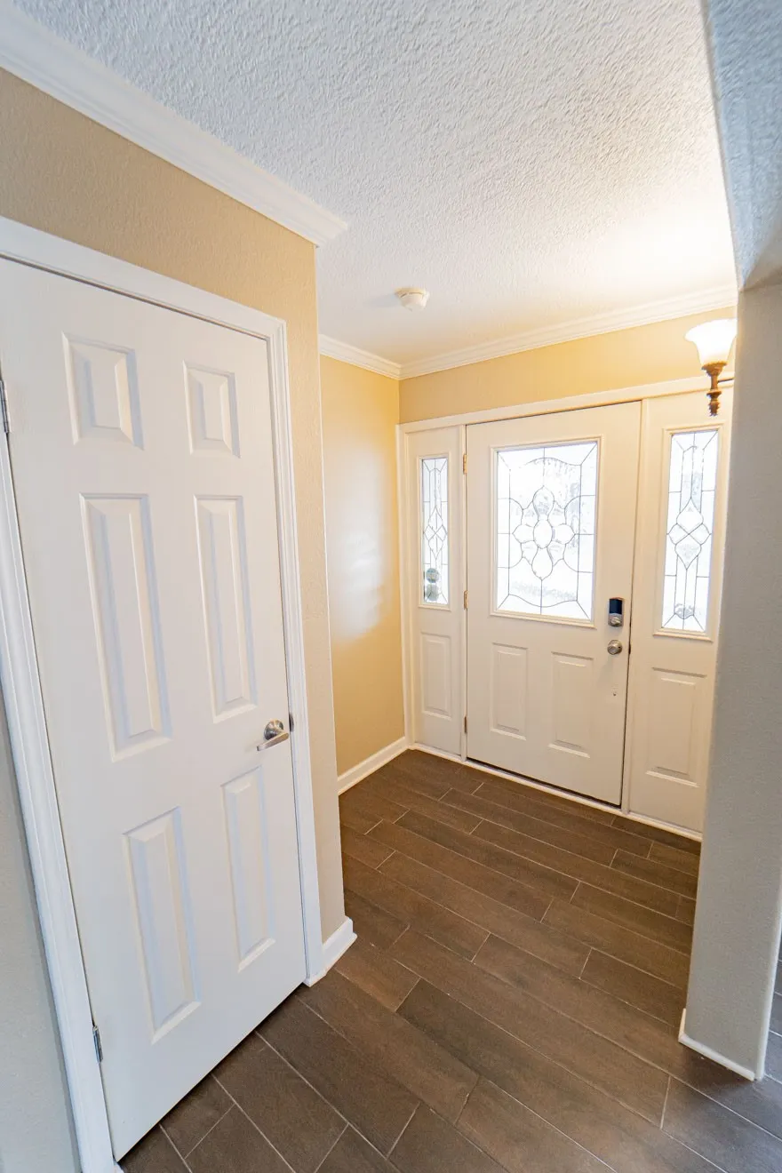 Single Family Residence For Sale in Stephens County , 1506 W Elliott Street, Breckenridge, Texas 76424, 4 Bedroom, 3 Bathroom, 2 Garage spaces, 2,165 Sqft, built in 1966, mls#21150732, Real Estate Agent in Breckenridge, Homes For Sale in Stephens county, Homes For Sale in Breckenridge, Realtor in Breckenridge Texas, Real Estate Brokerage Independent Realty Texas, Luminita Cordes Realtor