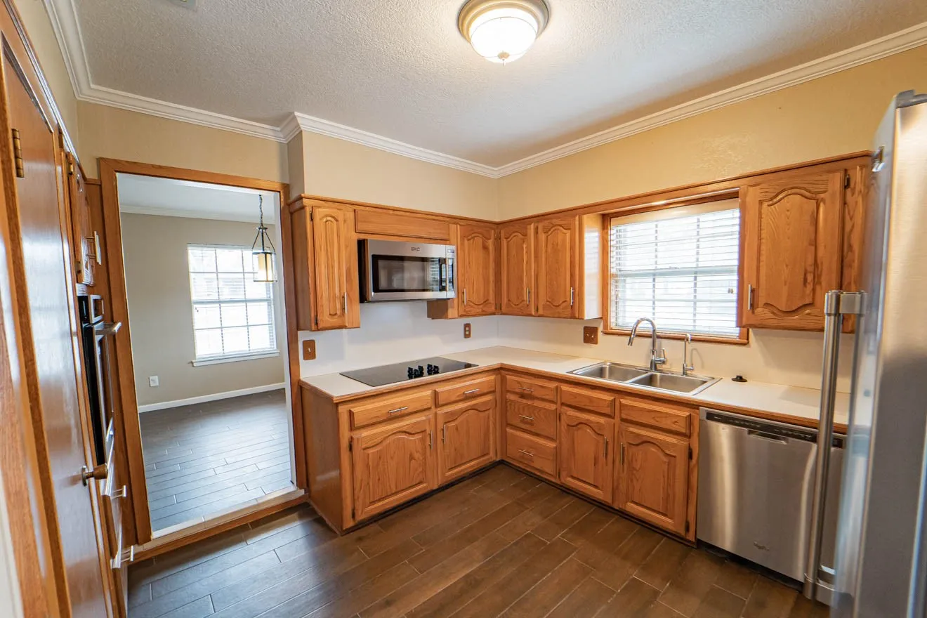 Single Family Residence For Sale in Stephens County , 1506 W Elliott Street, Breckenridge, Texas 76424, 4 Bedroom, 3 Bathroom, 2 Garage spaces, 2,165 Sqft, built in 1966, mls#21150732, Real Estate Agent in Breckenridge, Homes For Sale in Stephens county, Homes For Sale in Breckenridge, Realtor in Breckenridge Texas, Real Estate Brokerage Independent Realty Texas, Luminita Cordes Realtor