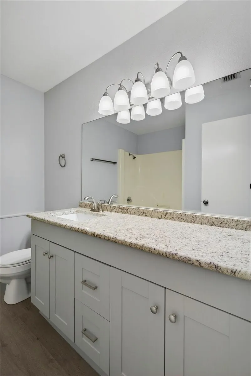 Single Family Residence For Sale in Wood County , 1051 County Road 2620, Mineola, Texas 75773, 4 Bedroom, 3 Bathroom, 1 Garage spaces, 2,730 Sqft, built in 1982, mls#21172563, Real Estate Agent in Mineola, Homes For Sale in Wood county, Homes For Sale in Mineola, Realtor in Mineola Texas, Real Estate Brokerage Independent Realty Texas, Luminita Cordes Realtor