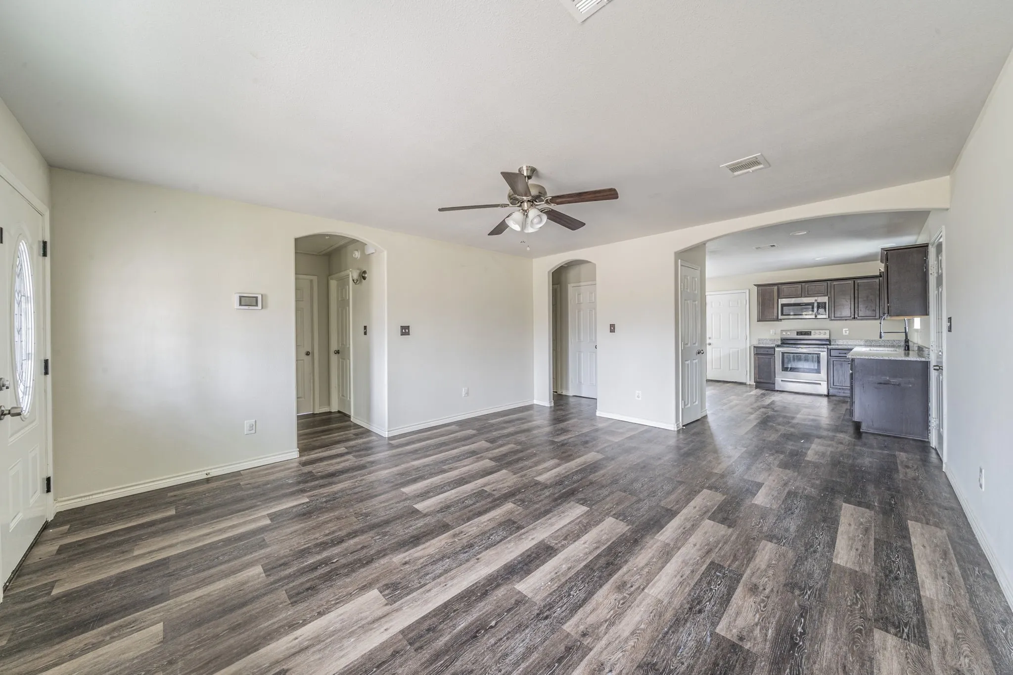 Single Family Residence For Sale in Hunt County , 813 Jones Street, Greenville, Texas 75401, 3 Bedrooms, 2 Bathrooms, 1 Garage spaces, 1,177 Sqft, built in 2021, Price $205,000, mls#21161046, Real Estate Agent in Greenville, Homes For Sale in Hunt county, Homes For Sale in Greenville, Realtor in Greenville Texas, Real Estate Brokerage Independent Realty Texas, Luminita Cordes Realtor