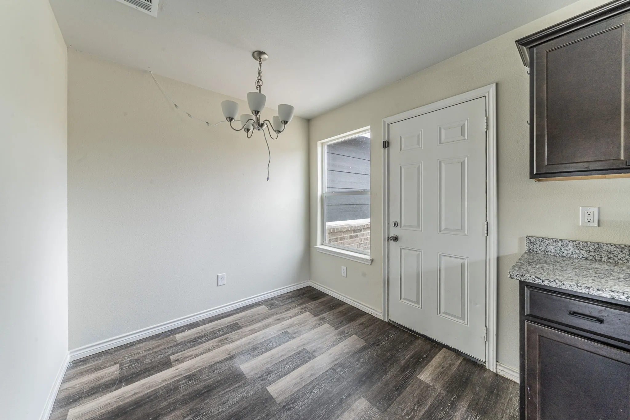 Single Family Residence For Sale in Hunt County , 813 Jones Street, Greenville, Texas 75401, 3 Bedrooms, 2 Bathrooms, 1 Garage spaces, 1,177 Sqft, built in 2021, Price $205,000, mls#21161046, Real Estate Agent in Greenville, Homes For Sale in Hunt county, Homes For Sale in Greenville, Realtor in Greenville Texas, Real Estate Brokerage Independent Realty Texas, Luminita Cordes Realtor