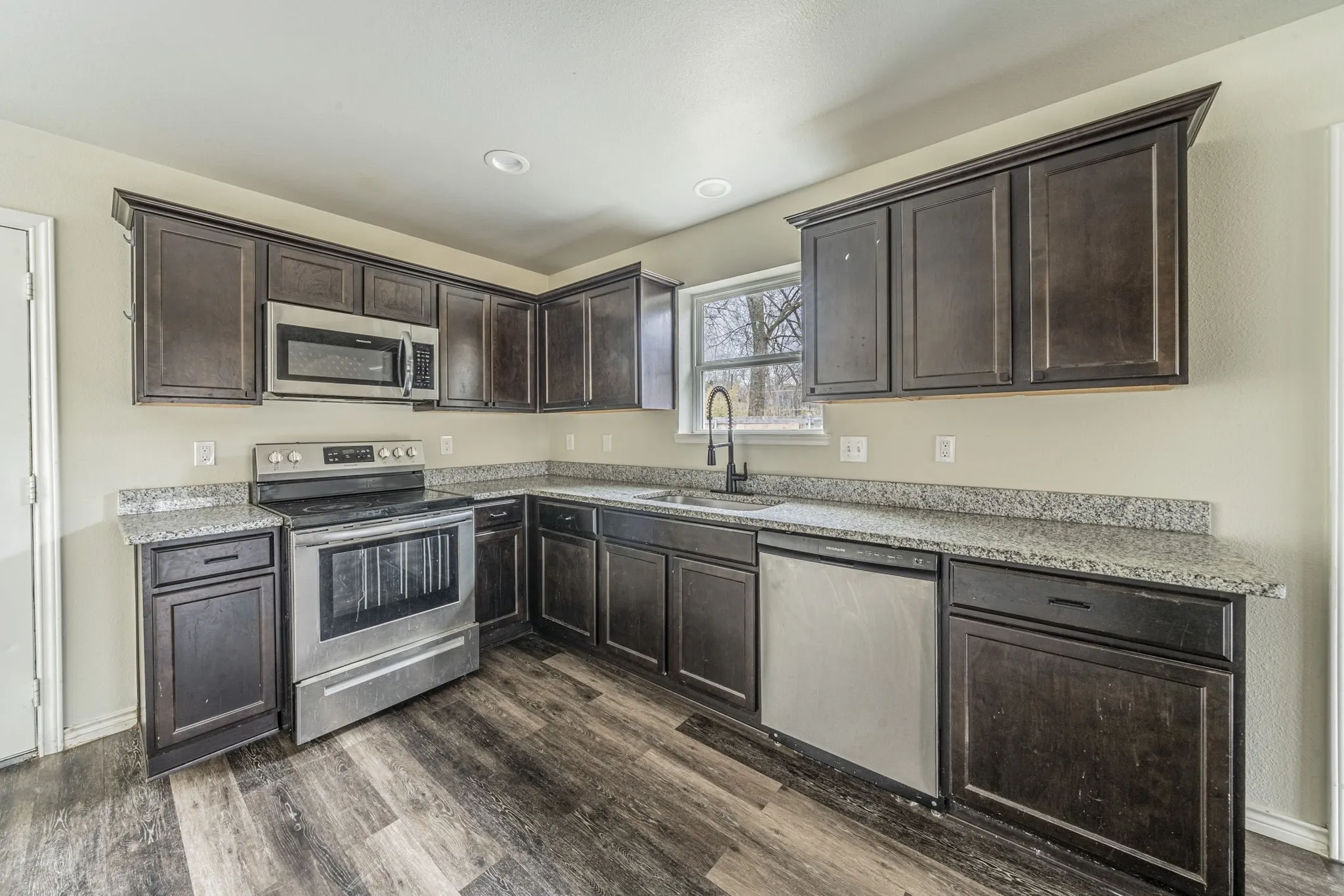 Single Family Residence For Sale in Hunt County , 813 Jones Street, Greenville, Texas 75401, 3 Bedrooms, 2 Bathrooms, 1 Garage spaces, 1,177 Sqft, built in 2021, Price $205,000, mls#21161046, Real Estate Agent in Greenville, Homes For Sale in Hunt county, Homes For Sale in Greenville, Realtor in Greenville Texas, Real Estate Brokerage Independent Realty Texas, Luminita Cordes Realtor