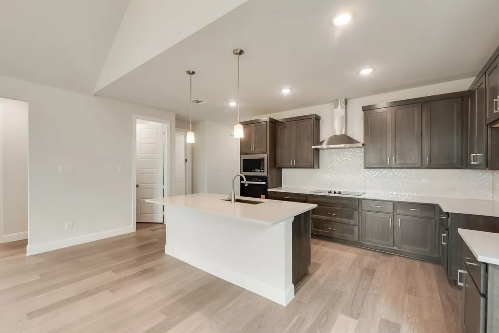 Single Family Residence For Sale in Grayson County , 1055 Birdie Street, Gunter, Texas 75058, 4 Bedroom, 3 Bathroom, 2 Garage spaces, 2,387 Sqft, built in 2026, New Construction - Complete, mls#21168923, Real Estate Agent in Gunter, Homes For Sale in Grayson county, Homes For Sale in Gunter, Realtor in Gunter Texas, Real Estate Brokerage Independent Realty Texas, Luminita Cordes Realtor