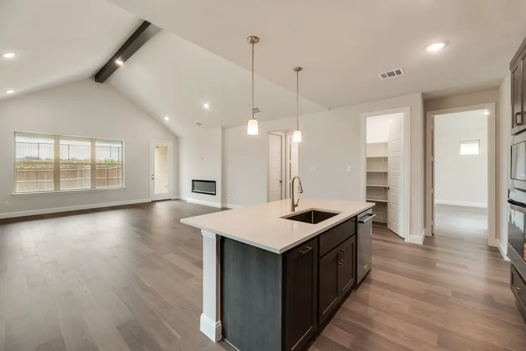 Single Family Residence For Sale in Grayson County , 1055 Birdie Street, Gunter, Texas 75058, 4 Bedroom, 3 Bathroom, 2 Garage spaces, 2,387 Sqft, built in 2026, New Construction - Complete, mls#21168923, Real Estate Agent in Gunter, Homes For Sale in Grayson county, Homes For Sale in Gunter, Realtor in Gunter Texas, Real Estate Brokerage Independent Realty Texas, Luminita Cordes Realtor