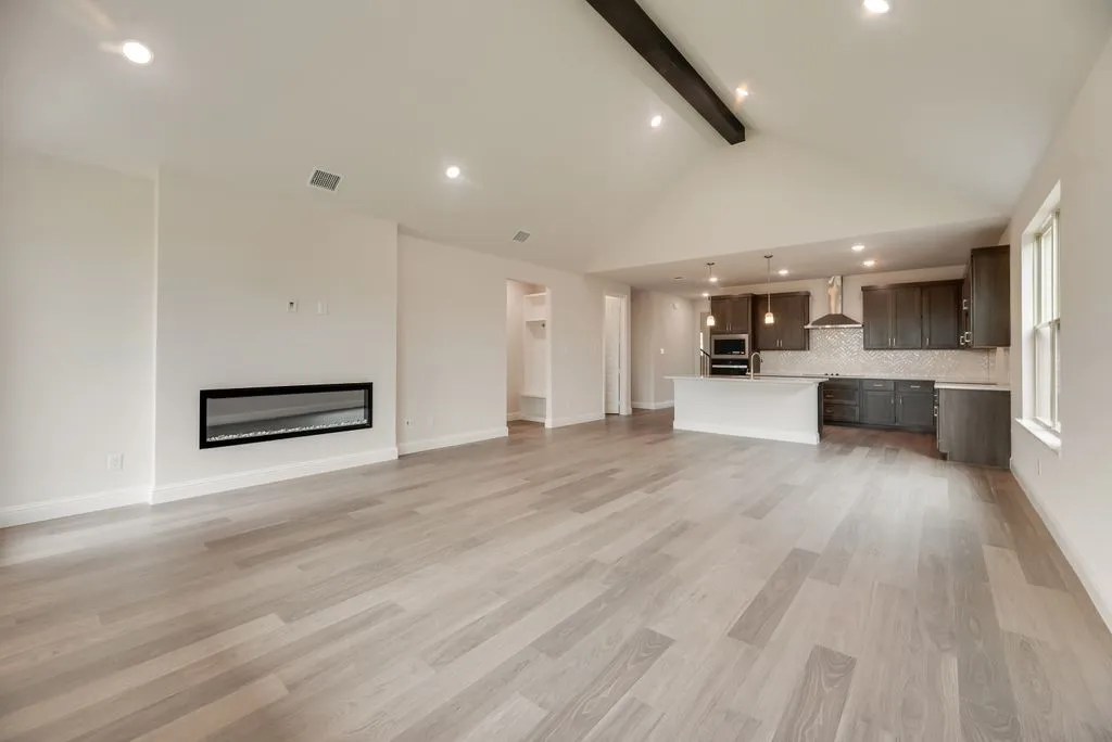 With Electric Fire Place