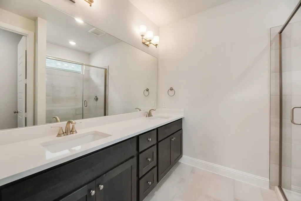 Single Family Residence For Sale in Grayson County , 1055 Birdie Street, Gunter, Texas 75058, 4 Bedroom, 3 Bathroom, 2 Garage spaces, 2,387 Sqft, built in 2026, New Construction - Complete, mls#21168923, Real Estate Agent in Gunter, Homes For Sale in Grayson county, Homes For Sale in Gunter, Realtor in Gunter Texas, Real Estate Brokerage Independent Realty Texas, Luminita Cordes Realtor