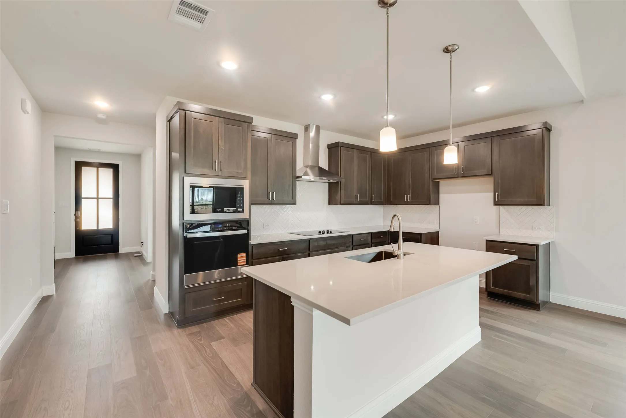 Single Family Residence For Sale in Grayson County , 1055 Birdie Street, Gunter, Texas 75058, 4 Bedroom, 3 Bathroom, 2 Garage spaces, 2,387 Sqft, built in 2026, New Construction - Complete, mls#21168923, Real Estate Agent in Gunter, Homes For Sale in Grayson county, Homes For Sale in Gunter, Realtor in Gunter Texas, Real Estate Brokerage Independent Realty Texas, Luminita Cordes Realtor