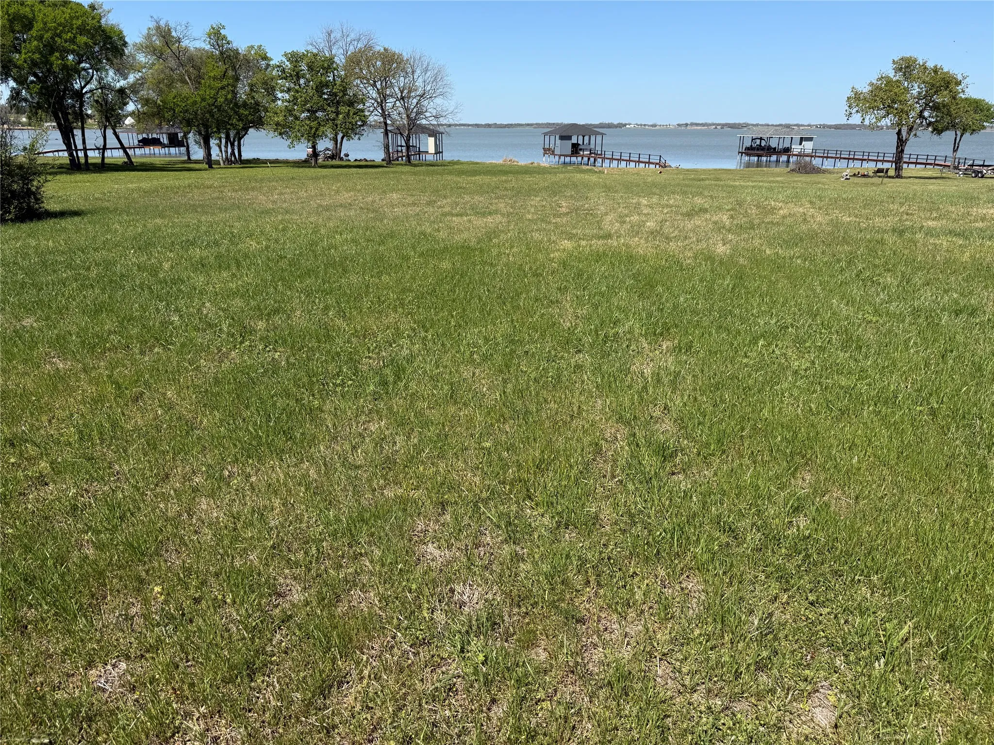 Unimproved Land For Sale in Navarro County , Lot 13 Waterside Drive, Corsicana, Texas 75109, 0, 0, Garage spaces, 0 Sqft, built in 0, mls#21163327, Real Estate Agent in Corsicana, Homes For Sale in Navarro county, Homes For Sale in Corsicana, Realtor in Corsicana Texas, Real Estate Brokerage Independent Realty Texas, Luminita Cordes Realtor