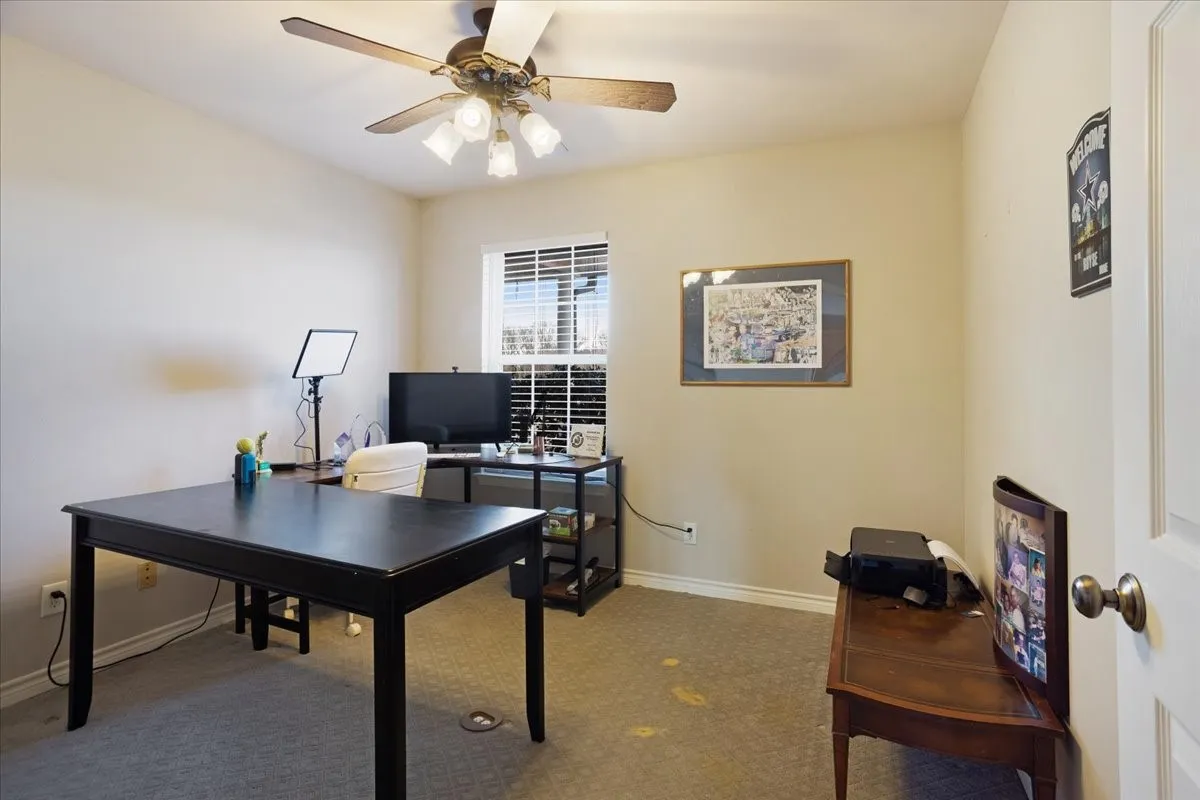 Single Family Residence For Sale in Fannin County , 1628 County Road 2605, Bonham, Texas 75418, 4 Bedroom, 3 Bathroom, 2 Garage spaces, 3,645 Sqft, built in 2001, mls#21170984, Real Estate Agent in Bonham, Homes For Sale in Fannin county, Homes For Sale in Bonham, Realtor in Bonham Texas, Real Estate Brokerage Independent Realty Texas, Luminita Cordes Realtor