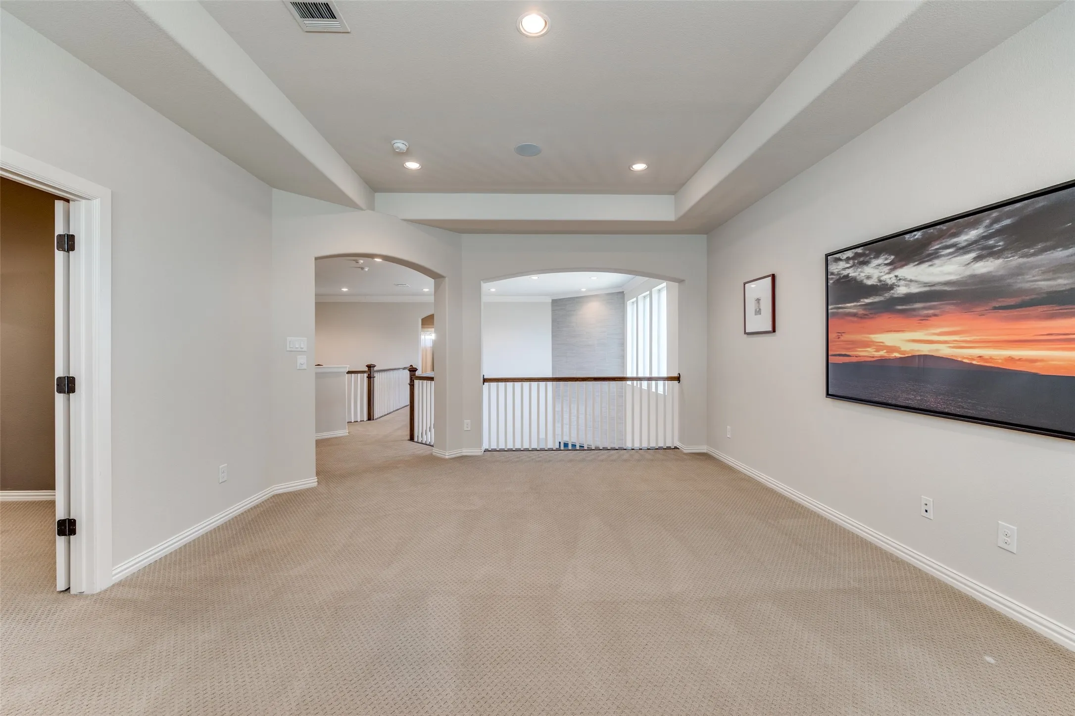 Single Family Residence For Sale in Dallas County , 9444 Monteleon, Dallas, Texas 75220, 3 Bedroom, 4 Bathroom, 2 Garage spaces, 3,798 Sqft, built in 2013, Preowned, mls#21163043, Real Estate Agent in Dallas, Homes For Sale in Dallas county, Homes For Sale in Dallas, Realtor in Dallas Texas, Real Estate Brokerage Independent Realty Texas, Luminita Cordes Realtor