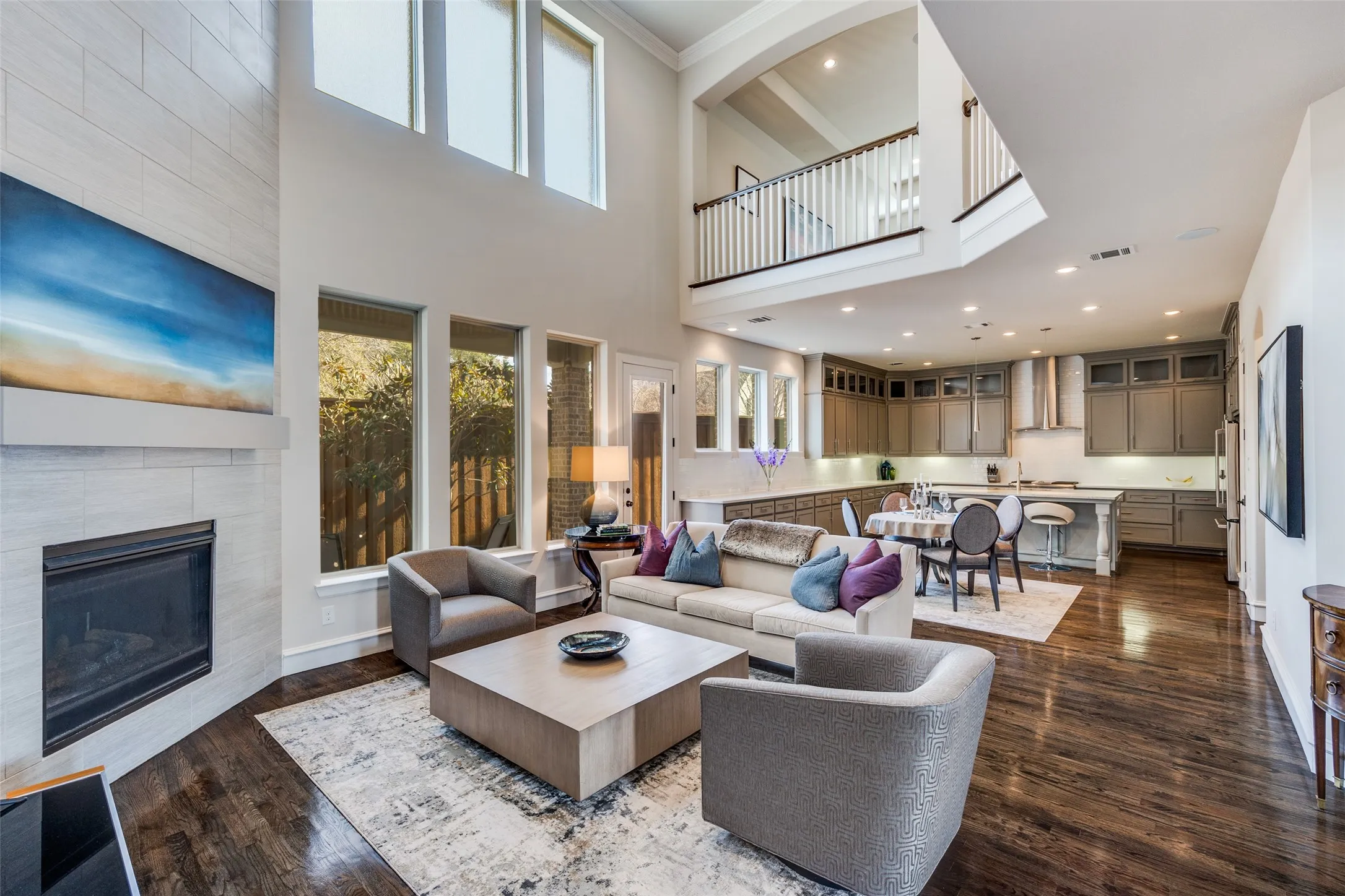 Single Family Residence For Sale in Dallas County , 9444 Monteleon, Dallas, Texas 75220, 3 Bedroom, 4 Bathroom, 2 Garage spaces, 3,798 Sqft, built in 2013, Preowned, mls#21163043, Real Estate Agent in Dallas, Homes For Sale in Dallas county, Homes For Sale in Dallas, Realtor in Dallas Texas, Real Estate Brokerage Independent Realty Texas, Luminita Cordes Realtor