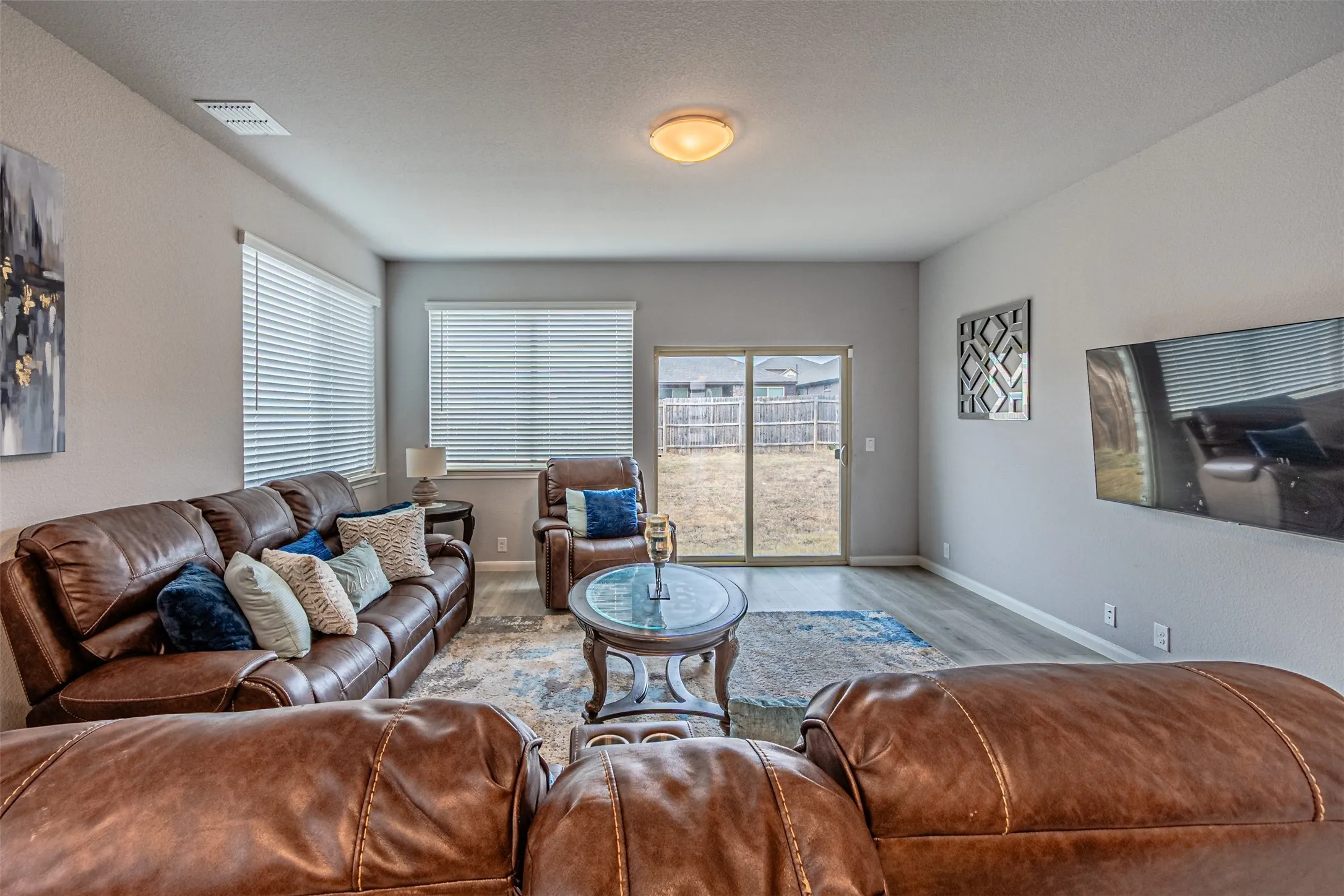 Single Family Residence For Sale in Johnson County , 1128 Goldenrod Drive, Godley, Texas 76044, 5 Bedroom, 4 Bathroom, 2 Garage spaces, 3,090 Sqft, built in 2022, Preowned, mls#21171954, Real Estate Agent in Godley, Homes For Sale in Johnson county, Homes For Sale in Godley, Realtor in Godley Texas, Real Estate Brokerage Independent Realty Texas, Luminita Cordes Realtor