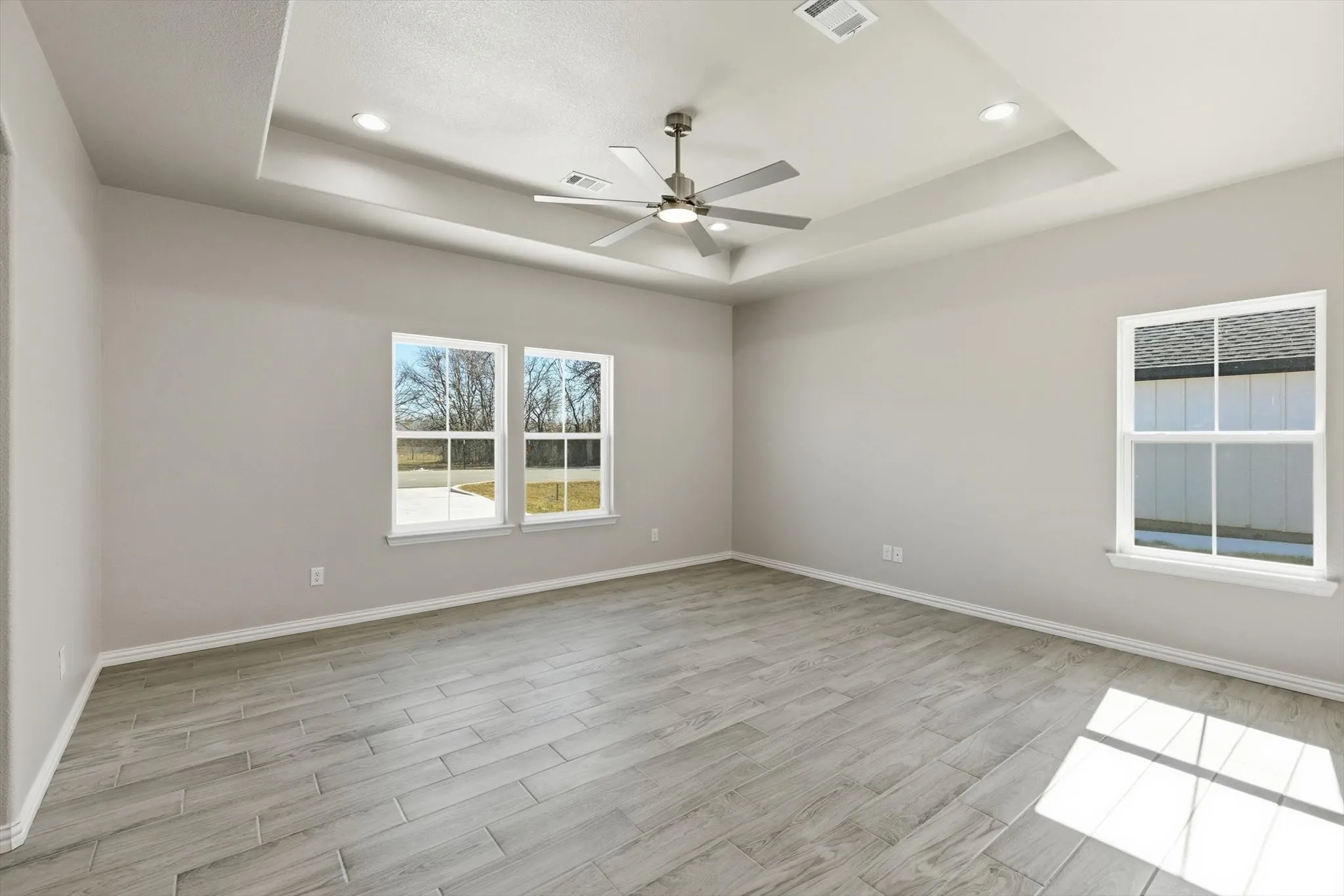 Single Family Residence For Sale in Wise County , 709 3rd Street, Bridgeport, Texas 76426, 3 Bedroom, 2 Bathroom, Garage spaces, 1,518 Sqft, built in 2024, New Construction - Complete, Price $287,595, mls#21168297, Real Estate Agent in Bridgeport, Homes For Sale in Wise county, Homes For Sale in Bridgeport, Realtor in Bridgeport Texas, Real Estate Brokerage Independent Realty Texas, Luminita Cordes Realtor