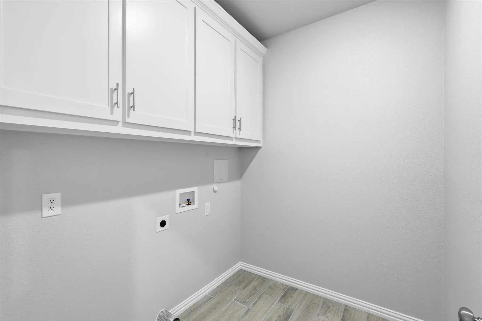 Single Family Residence For Sale in Wise County , 709 3rd Street, Bridgeport, Texas 76426, 3 Bedroom, 2 Bathroom, Garage spaces, 1,518 Sqft, built in 2024, New Construction - Complete, Price $287,595, mls#21168297, Real Estate Agent in Bridgeport, Homes For Sale in Wise county, Homes For Sale in Bridgeport, Realtor in Bridgeport Texas, Real Estate Brokerage Independent Realty Texas, Luminita Cordes Realtor
