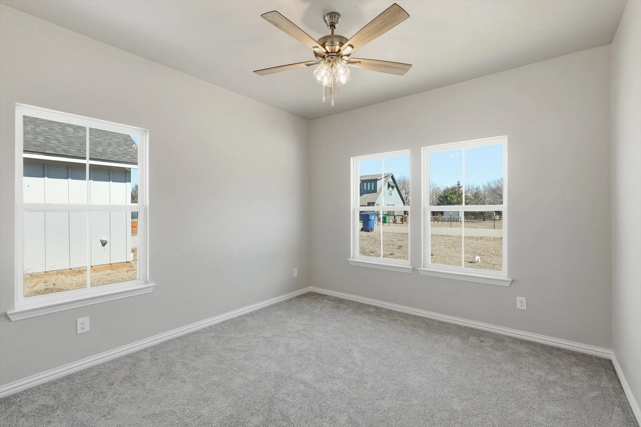 Single Family Residence For Sale in Wise County , 709 3rd Street, Bridgeport, Texas 76426, 3 Bedroom, 2 Bathroom, Garage spaces, 1,518 Sqft, built in 2024, New Construction - Complete, Price $287,595, mls#21168297, Real Estate Agent in Bridgeport, Homes For Sale in Wise county, Homes For Sale in Bridgeport, Realtor in Bridgeport Texas, Real Estate Brokerage Independent Realty Texas, Luminita Cordes Realtor