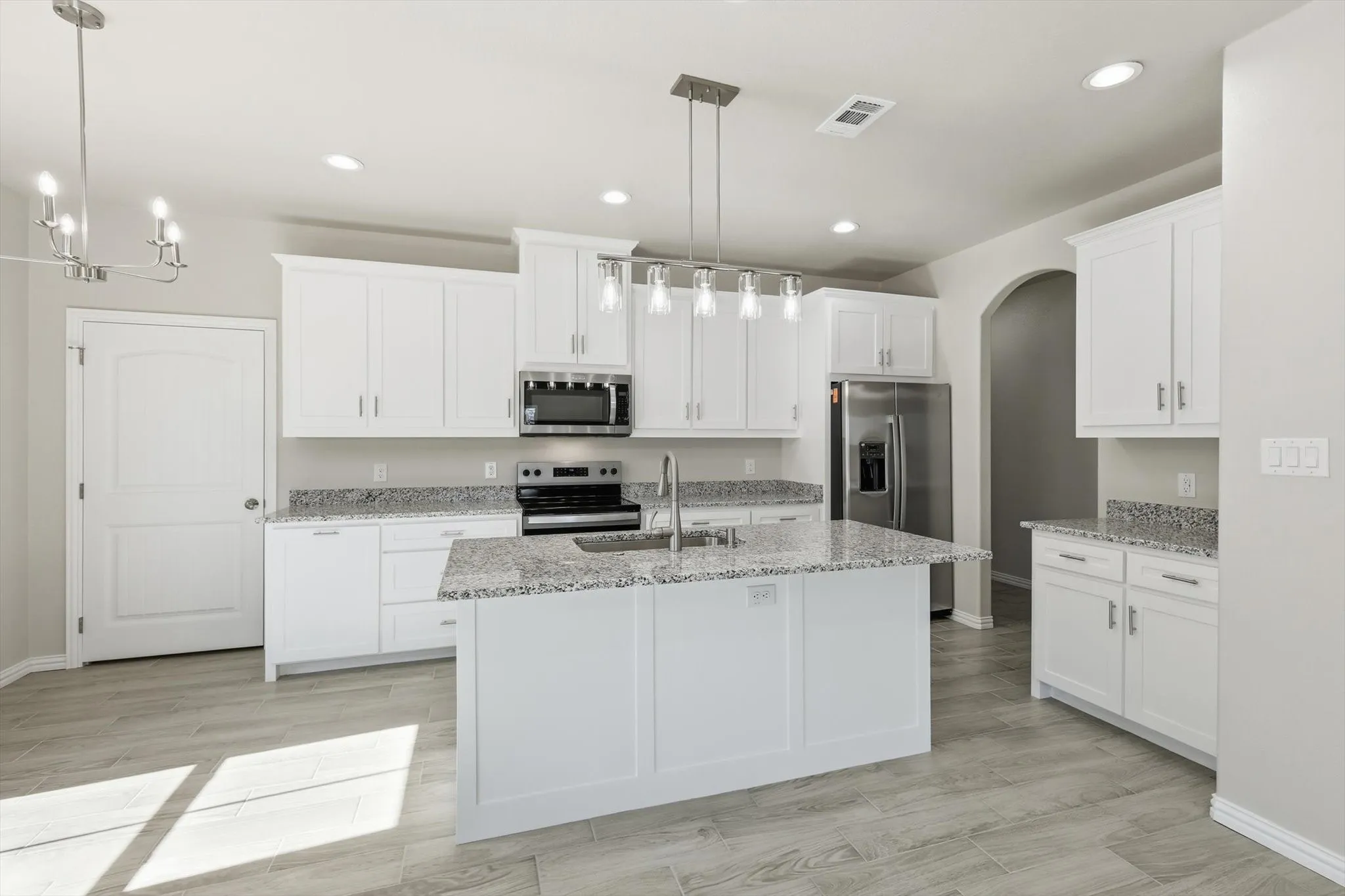 Single Family Residence For Sale in Wise County , 709 3rd Street, Bridgeport, Texas 76426, 3 Bedroom, 2 Bathroom, Garage spaces, 1,518 Sqft, built in 2024, New Construction - Complete, Price $287,595, mls#21168297, Real Estate Agent in Bridgeport, Homes For Sale in Wise county, Homes For Sale in Bridgeport, Realtor in Bridgeport Texas, Real Estate Brokerage Independent Realty Texas, Luminita Cordes Realtor