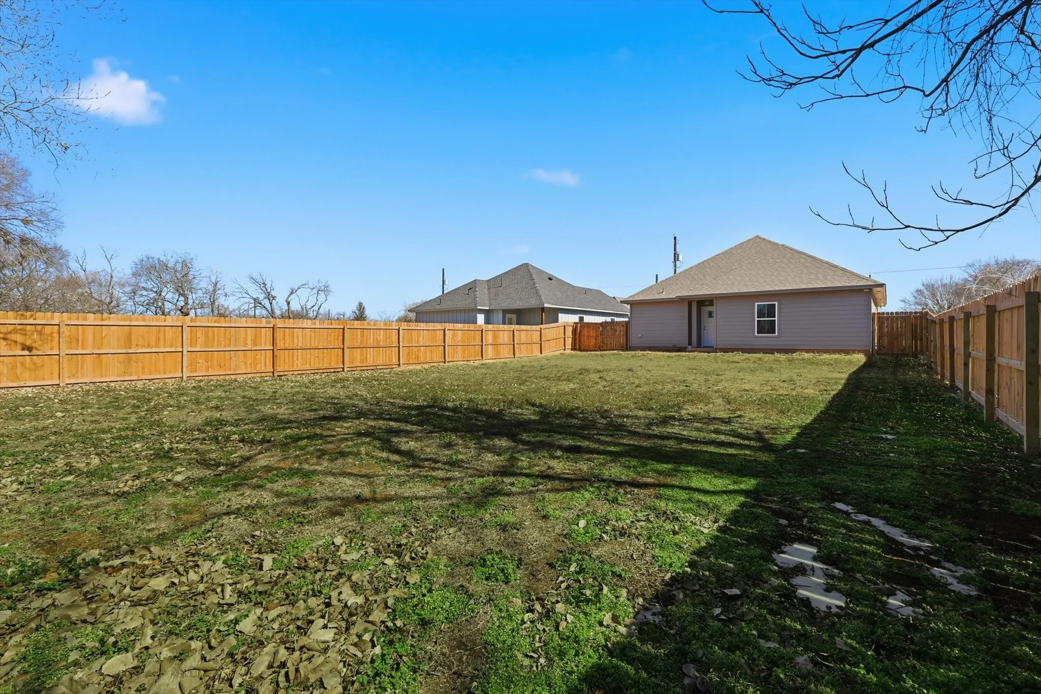Single Family Residence For Sale in Wise County , 709 3rd Street, Bridgeport, Texas 76426, 3 Bedroom, 2 Bathroom, Garage spaces, 1,518 Sqft, built in 2024, New Construction - Complete, Price $287,595, mls#21168297, Real Estate Agent in Bridgeport, Homes For Sale in Wise county, Homes For Sale in Bridgeport, Realtor in Bridgeport Texas, Real Estate Brokerage Independent Realty Texas, Luminita Cordes Realtor