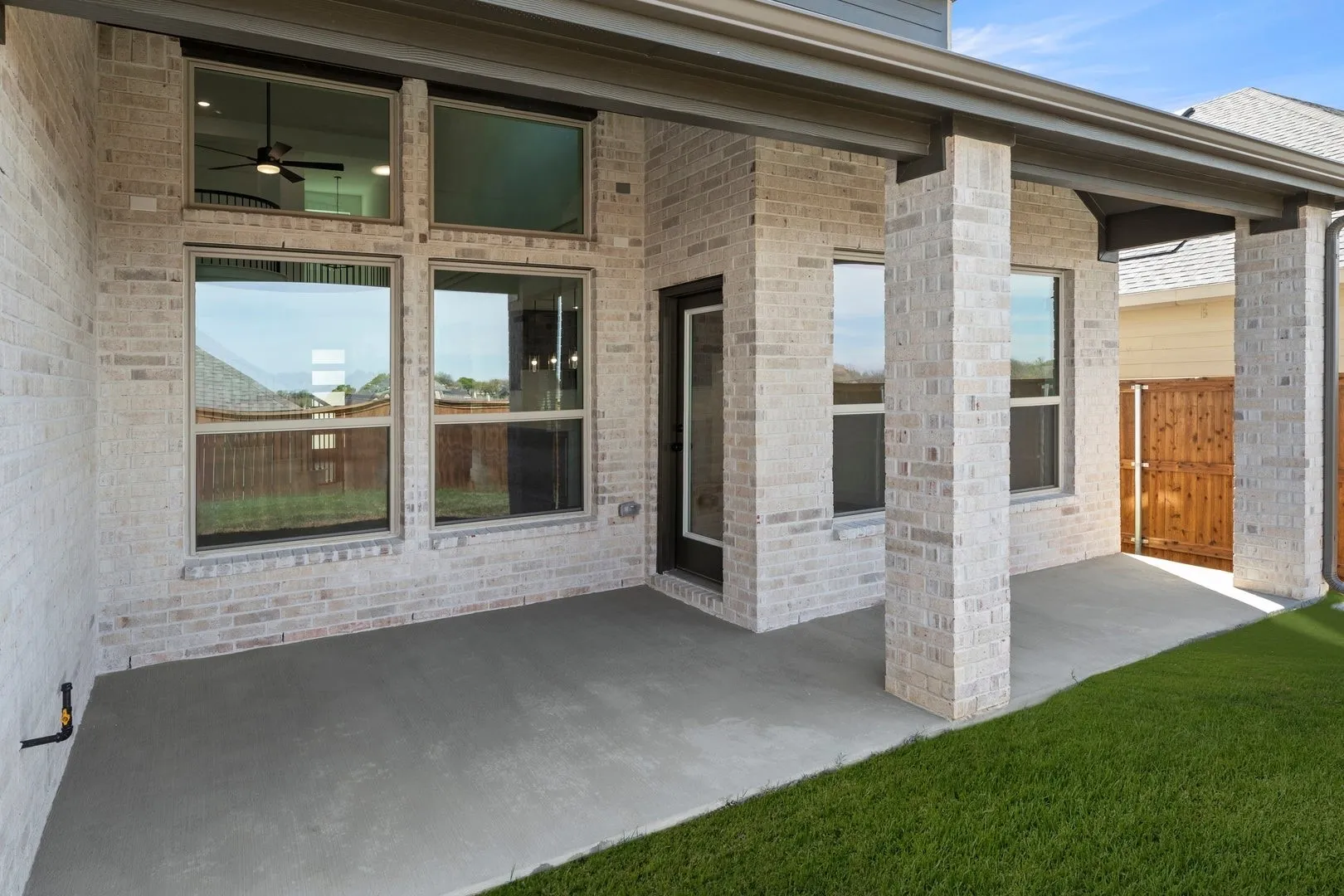 Single Family Residence For Sale in Collin County , 813 Golden Galaxy Way, Lucas, Texas 75098, 5 Bedroom, 4 Bathroom, 2 Garage spaces, 3,497 Sqft, built in 2026, New Construction - Complete, mls#21172900, Real Estate Agent in Lucas, Homes For Sale in Collin county, Homes For Sale in Lucas, Realtor in Lucas Texas, Real Estate Brokerage Independent Realty Texas, Luminita Cordes Realtor