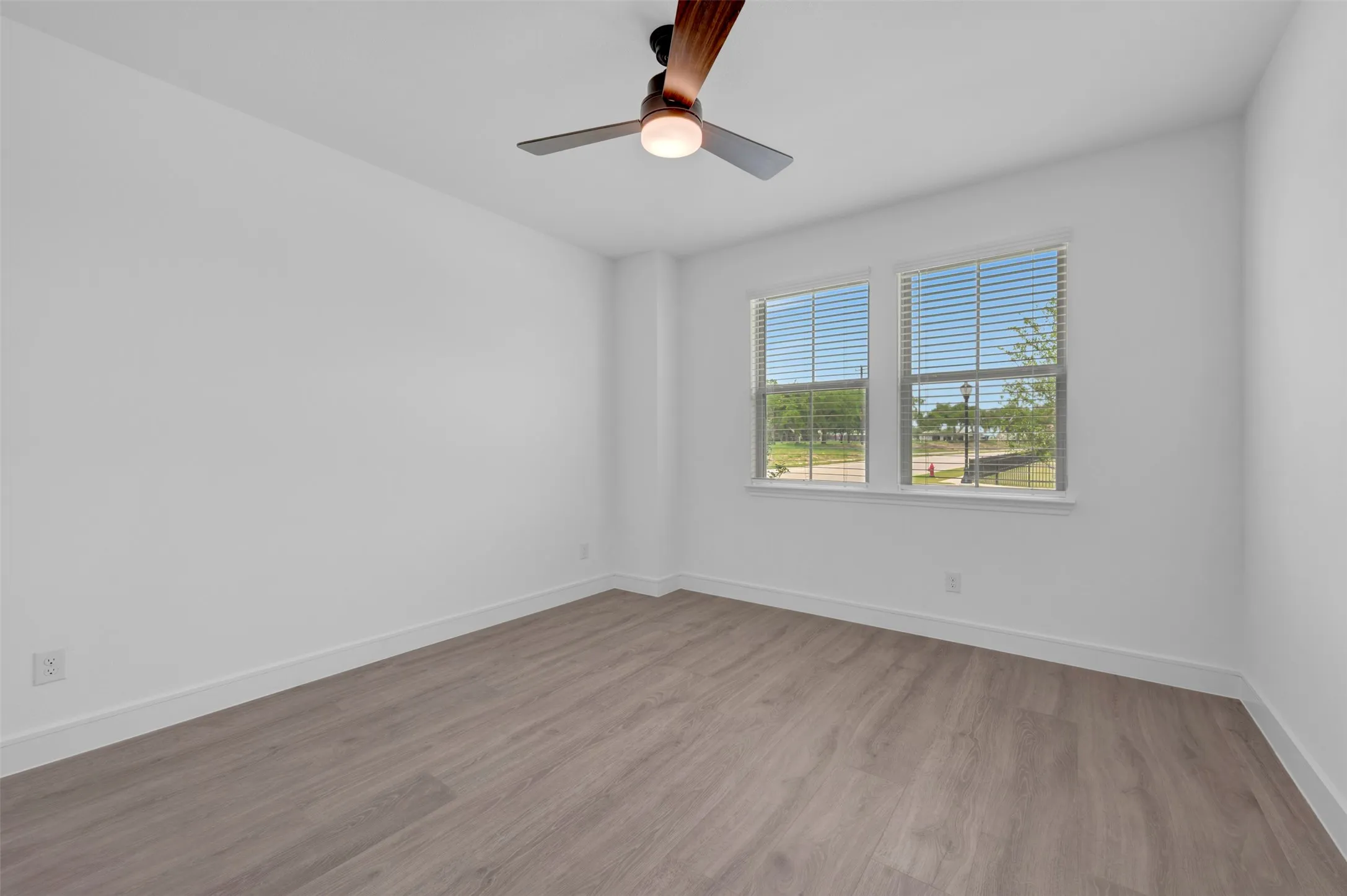 Single Family Residence For Sale in Denton County , 1023 Candlewyck Drive, Justin, Texas 76247, 4 Bedroom, 3 Bathroom, 2 Garage spaces, 2,168 Sqft, built in 2026, New Construction - Complete, mls#21172910, Real Estate Agent in Justin, Homes For Sale in Denton county, Homes For Sale in Justin, Realtor in Justin Texas, Real Estate Brokerage Independent Realty Texas, Luminita Cordes Realtor