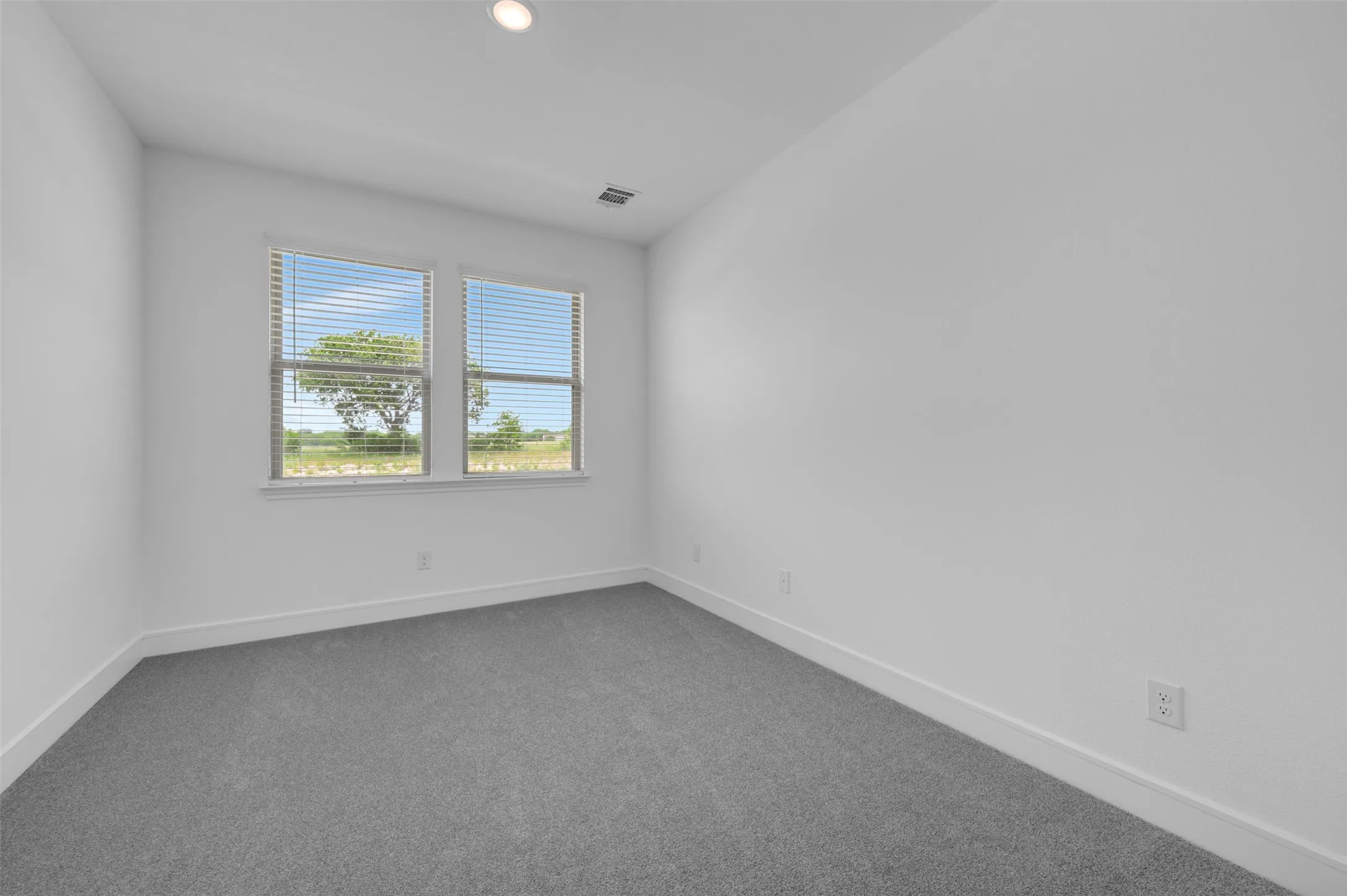 Single Family Residence For Sale in Denton County , 1023 Candlewyck Drive, Justin, Texas 76247, 4 Bedroom, 3 Bathroom, 2 Garage spaces, 2,168 Sqft, built in 2026, New Construction - Complete, mls#21172910, Real Estate Agent in Justin, Homes For Sale in Denton county, Homes For Sale in Justin, Realtor in Justin Texas, Real Estate Brokerage Independent Realty Texas, Luminita Cordes Realtor