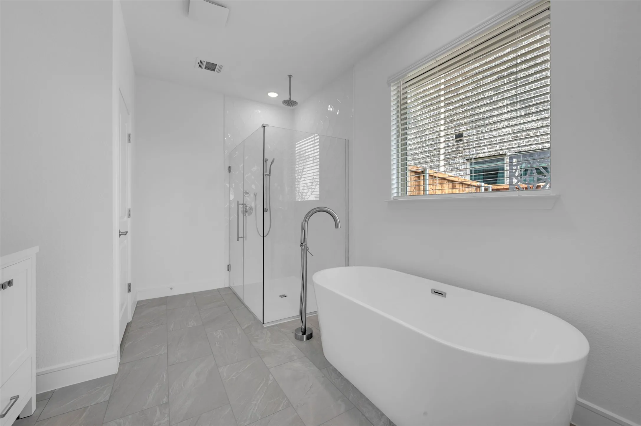 Single Family Residence For Sale in Denton County , 1023 Candlewyck Drive, Justin, Texas 76247, 4 Bedroom, 3 Bathroom, 2 Garage spaces, 2,168 Sqft, built in 2026, New Construction - Complete, mls#21172910, Real Estate Agent in Justin, Homes For Sale in Denton county, Homes For Sale in Justin, Realtor in Justin Texas, Real Estate Brokerage Independent Realty Texas, Luminita Cordes Realtor