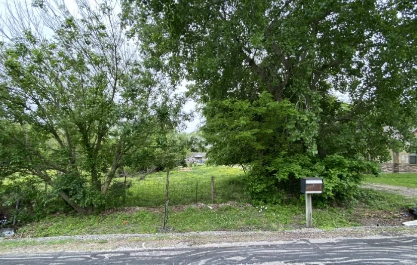 Single Family Residence For Sale in Dallas County , 7810 Garner Road, Rowlett, Texas 75088, 3 Bedroom, 1 Bathroom, Garage spaces, 1,296 Sqft, built in 1930, Preowned, mls#21172984, Real Estate Agent in Rowlett, Homes For Sale in Dallas county, Homes For Sale in Rowlett, Realtor in Rowlett Texas, Real Estate Brokerage Independent Realty Texas, Luminita Cordes Realtor