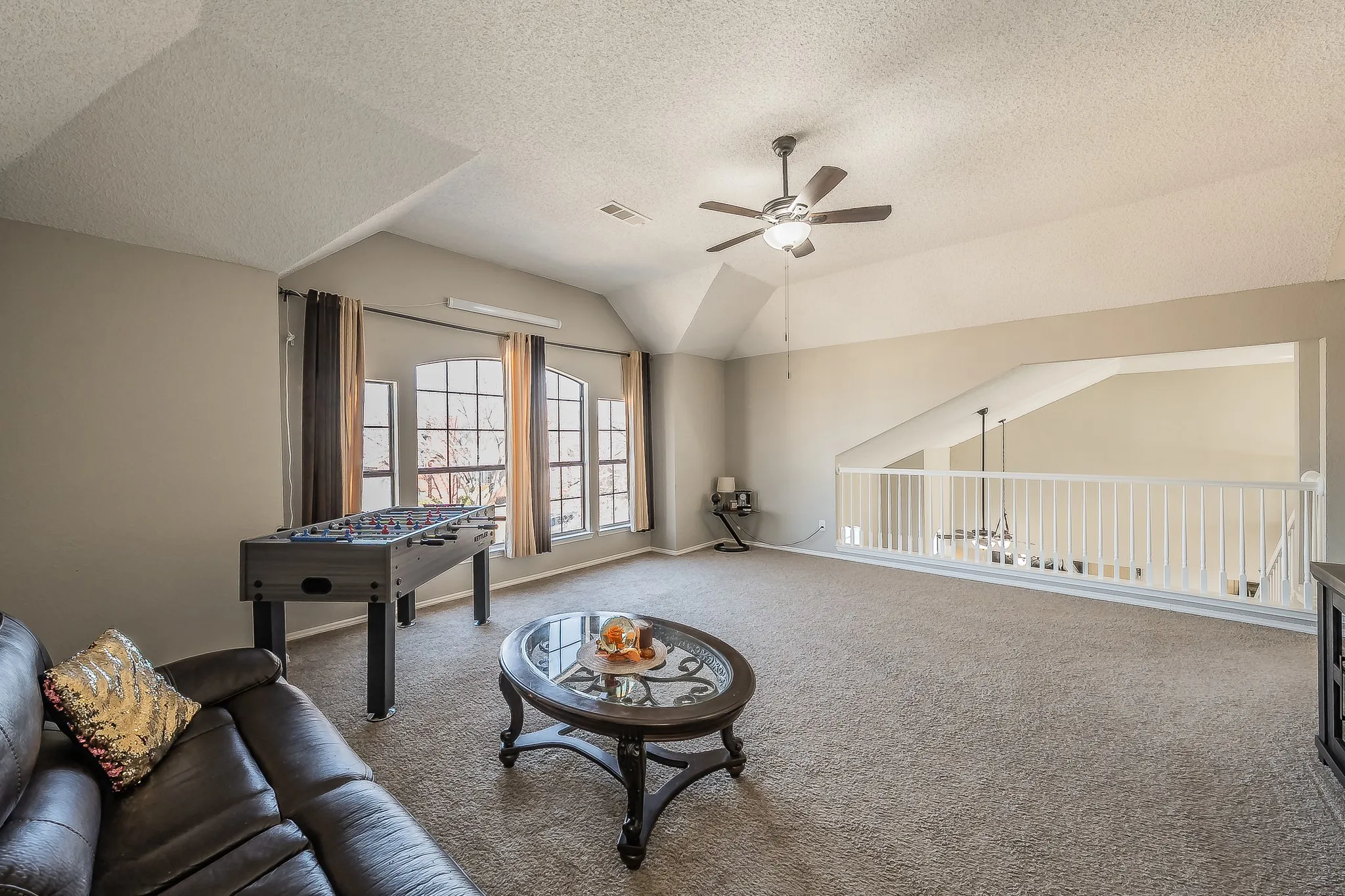 Single Family Residence For Sale in Tarrant County , 2322 Wilmette Drive, Arlington, Texas 76018, 5 Bedroom, 4 Bathroom, 2 Garage spaces, 3,103 Sqft, built in 1998, mls#21173076, Real Estate Agent in Arlington, Homes For Sale in Tarrant county, Homes For Sale in Arlington, Realtor in Arlington Texas, Real Estate Brokerage Independent Realty Texas, Luminita Cordes Realtor