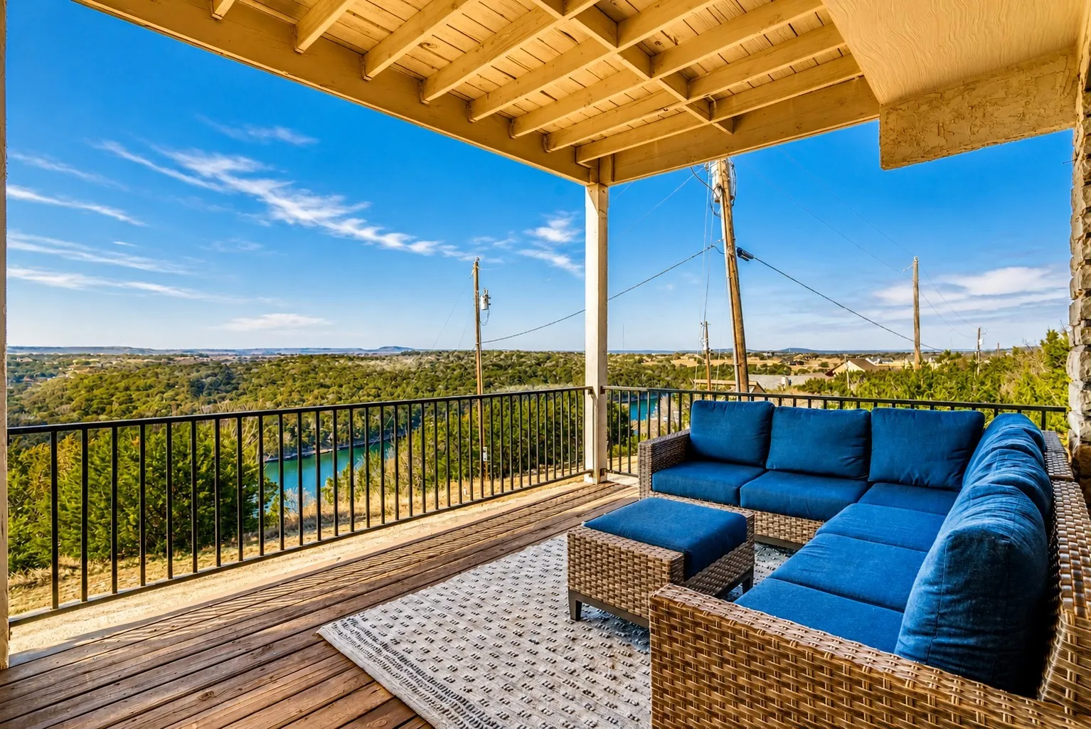 Single Family Residence For Sale in Palo Pinto County , 150 Bel Air Loop, Graford, Texas 76449, 3 Bedroom, 3 Bathroom, 2 Garage spaces, 2,315 Sqft, built in 1997, Preowned, mls#21172758, Real Estate Agent in Graford, Homes For Sale in Palo Pinto county, Homes For Sale in Graford, Realtor in Graford Texas, Real Estate Brokerage Independent Realty Texas, Luminita Cordes Realtor