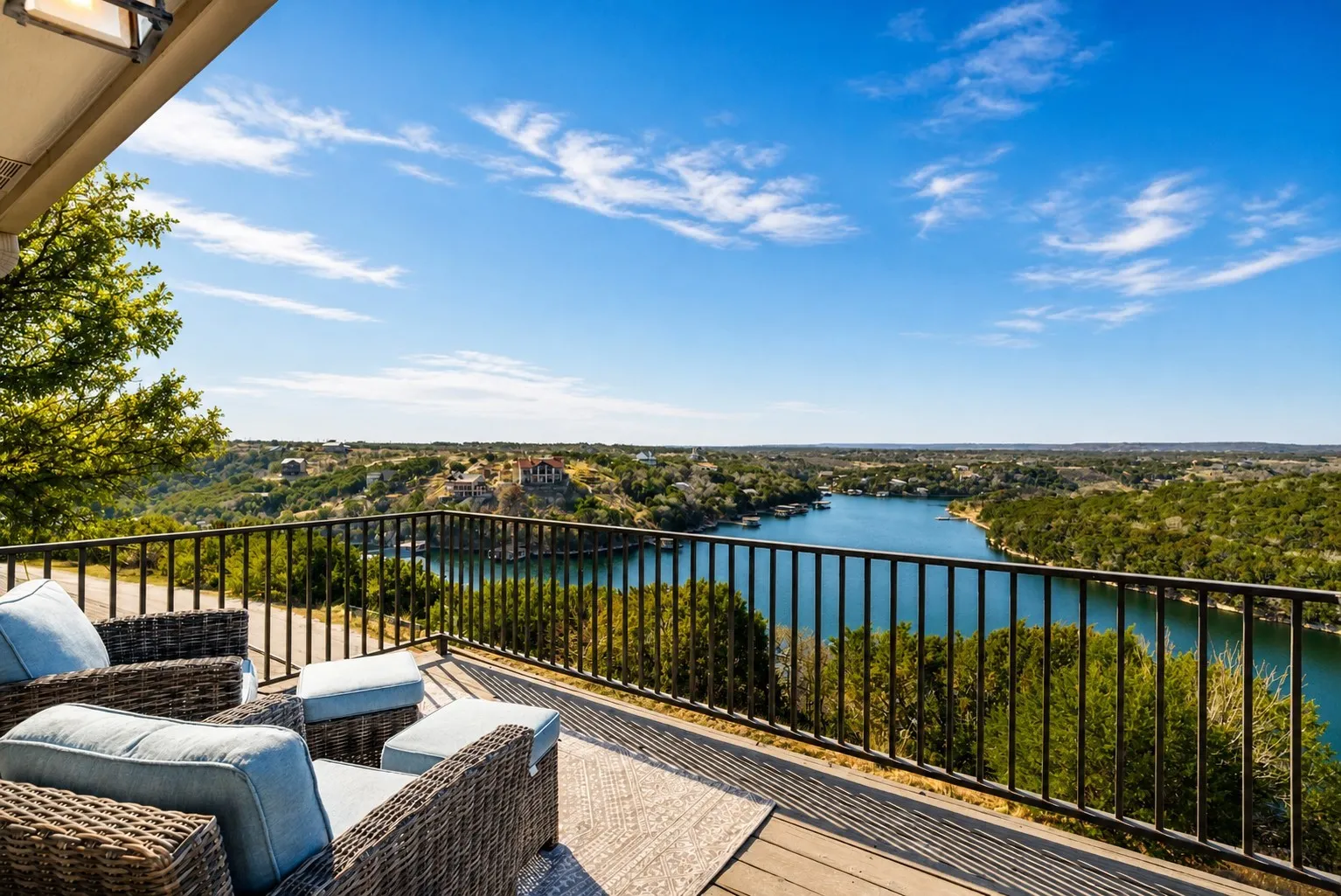 Single Family Residence For Sale in Palo Pinto County , 150 Bel Air Loop, Graford, Texas 76449, 3 Bedroom, 3 Bathroom, 2 Garage spaces, 2,315 Sqft, built in 1997, Preowned, mls#21172758, Real Estate Agent in Graford, Homes For Sale in Palo Pinto county, Homes For Sale in Graford, Realtor in Graford Texas, Real Estate Brokerage Independent Realty Texas, Luminita Cordes Realtor