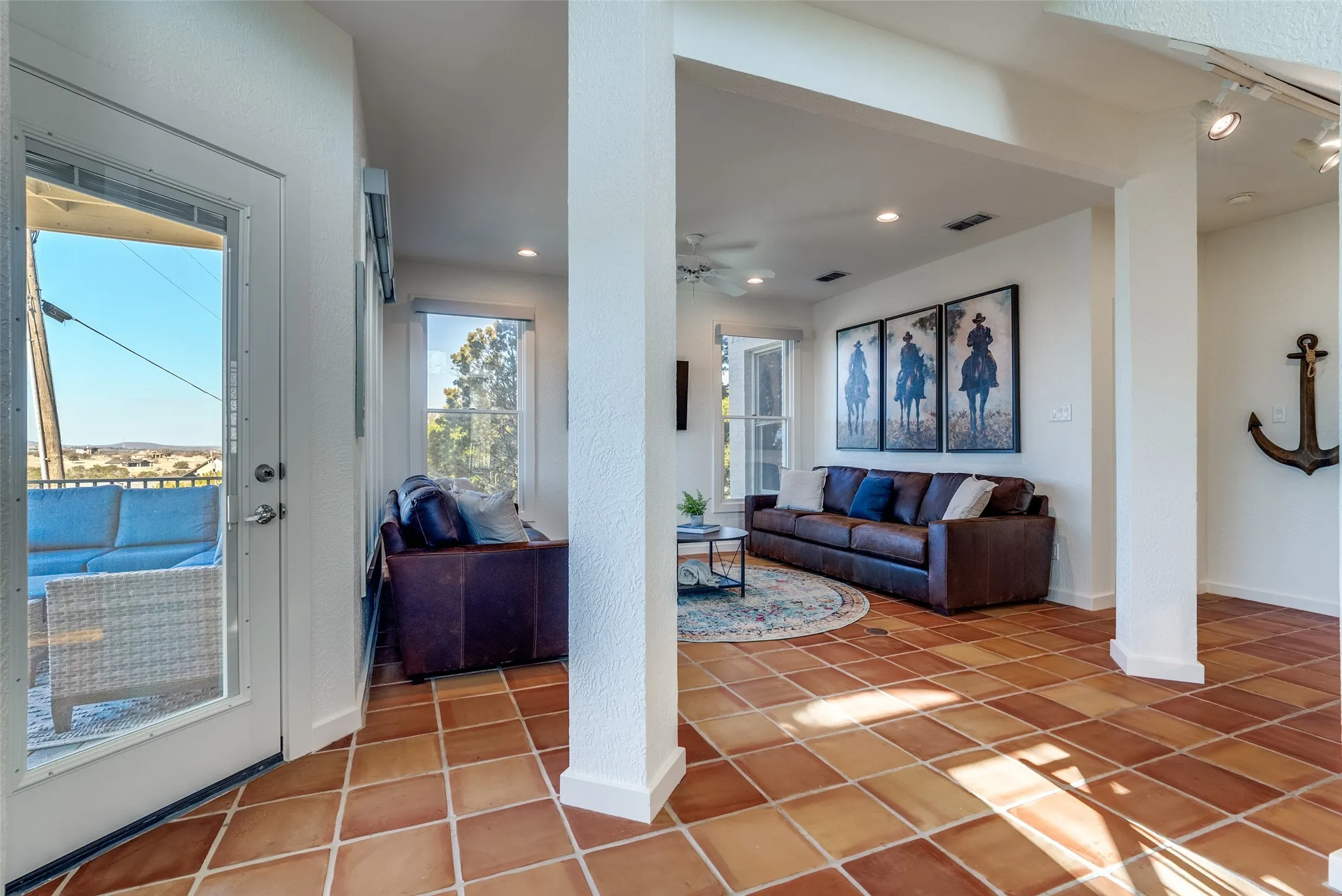 Door leading to 1st floor balcony overlook the lake