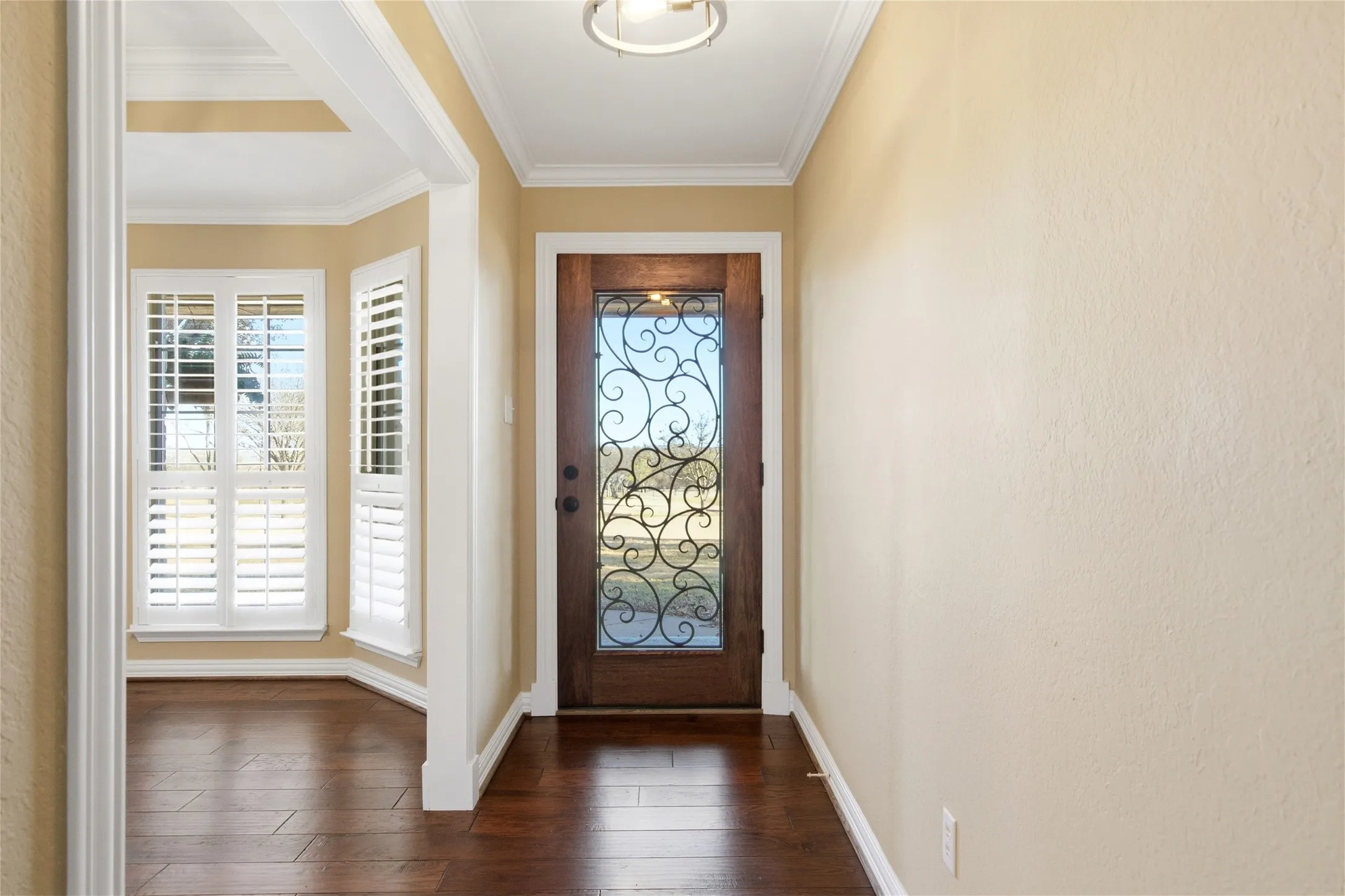 Single Family Residence For Sale in Kaufman County , 13914 Overlook Lane, Forney, Texas 75126, 4 Bedroom, 5 Bathroom, 4 Garage spaces, 3,377 Sqft, built in 1994, mls#21163869, Real Estate Agent in Forney, Homes For Sale in Kaufman county, Homes For Sale in Forney, Realtor in Forney Texas, Real Estate Brokerage Independent Realty Texas, Luminita Cordes Realtor