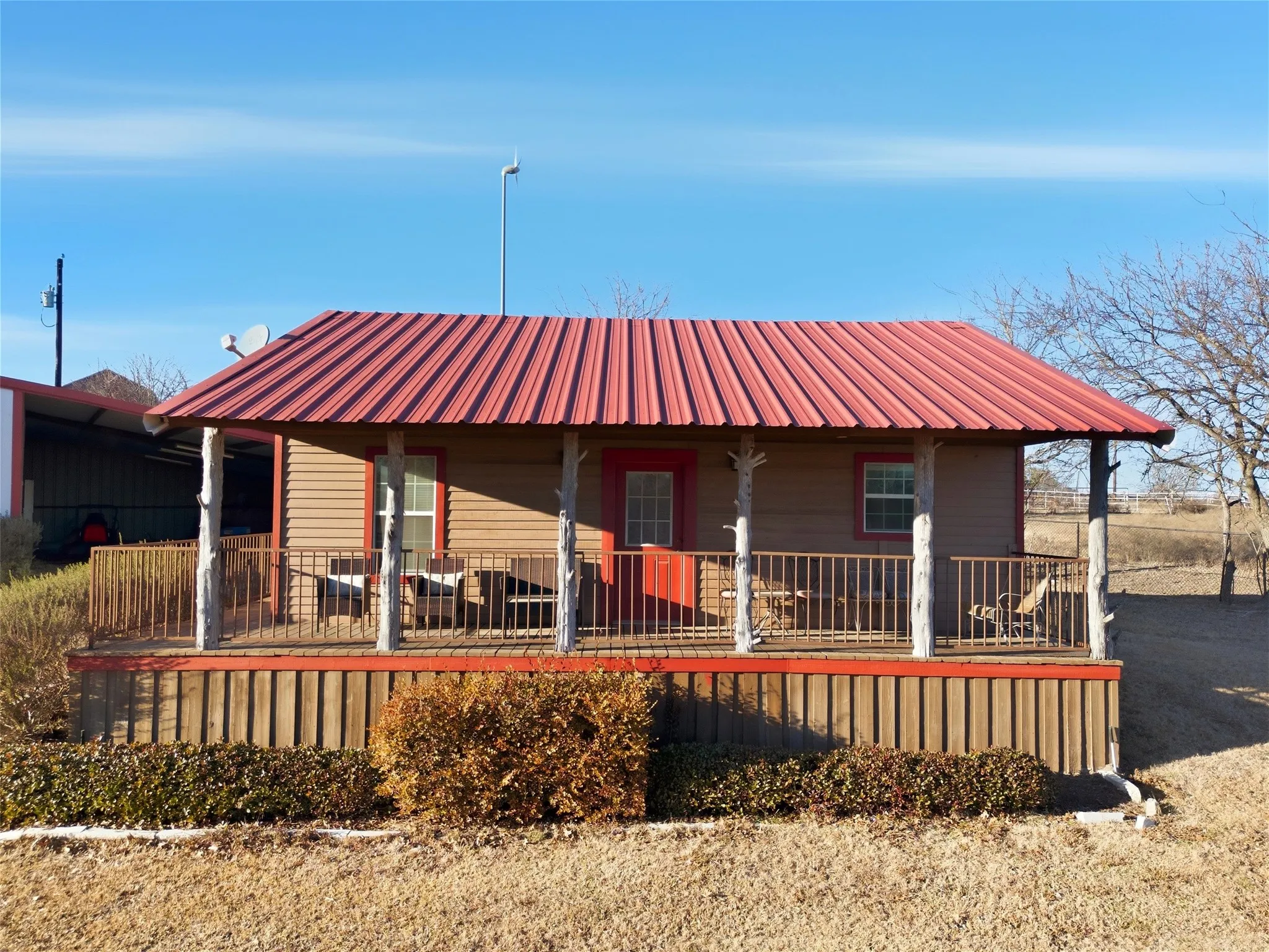Single Family Residence For Sale in Kaufman County , 13914 Overlook Lane, Forney, Texas 75126, 4 Bedroom, 5 Bathroom, 4 Garage spaces, 3,377 Sqft, built in 1994, mls#21163869, Real Estate Agent in Forney, Homes For Sale in Kaufman county, Homes For Sale in Forney, Realtor in Forney Texas, Real Estate Brokerage Independent Realty Texas, Luminita Cordes Realtor